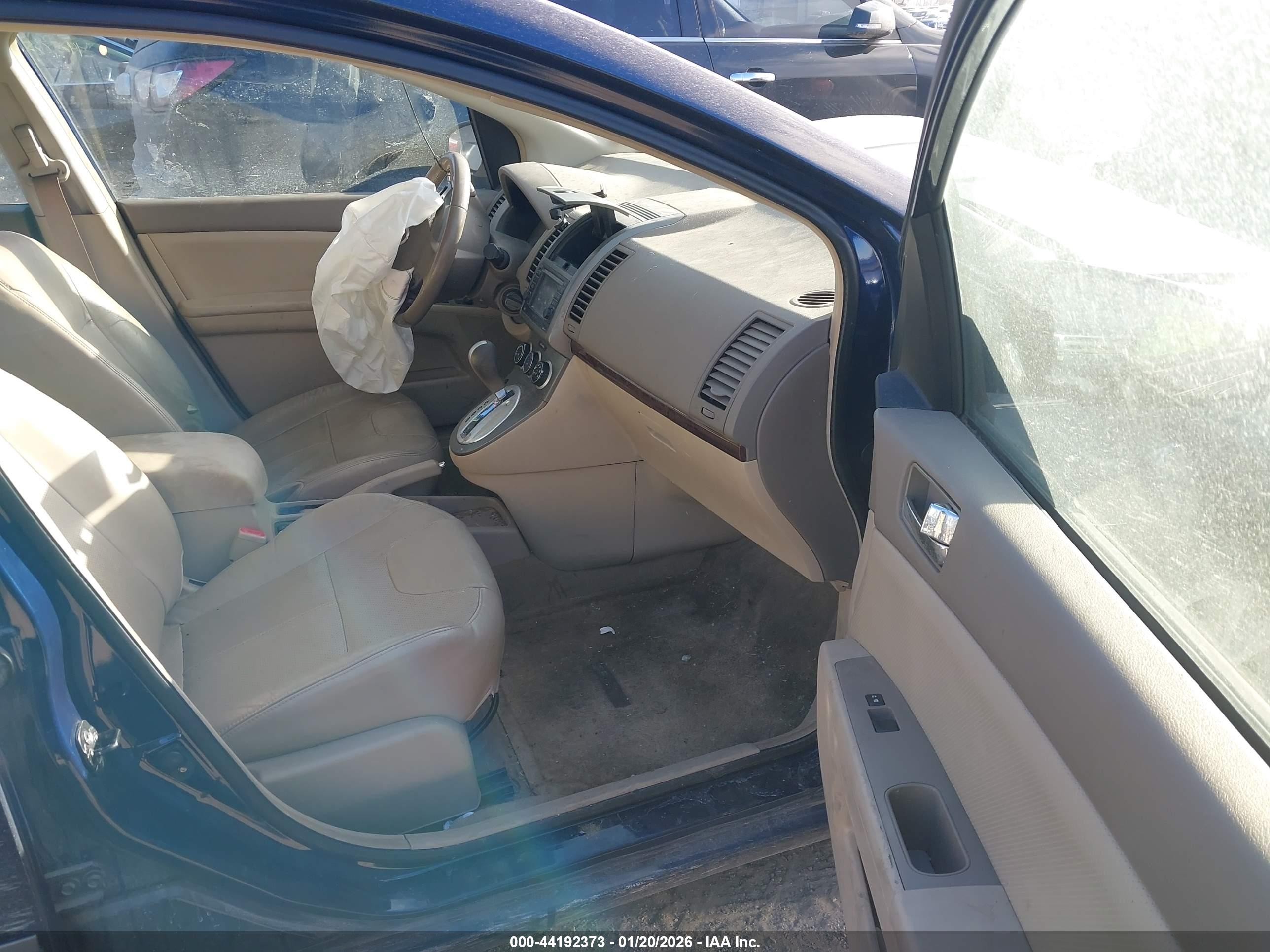 NISSAN SENTRA image 5