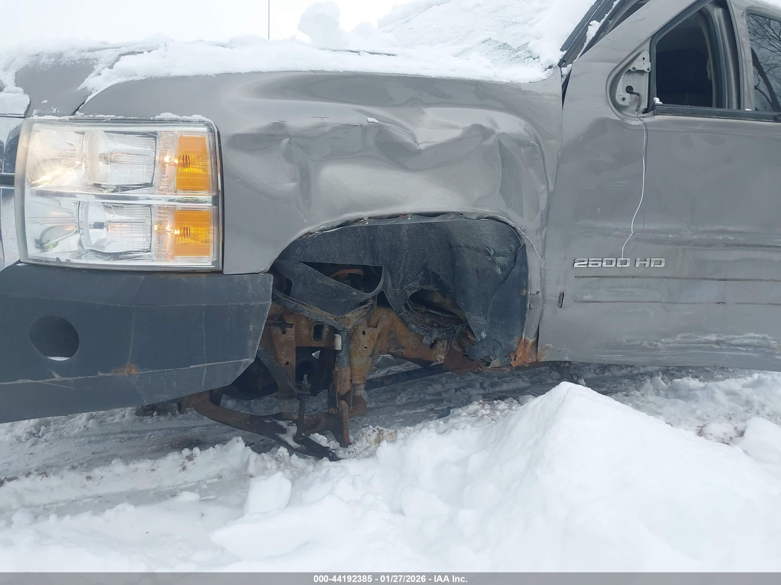 CHEVROLET SILVERADO image 6