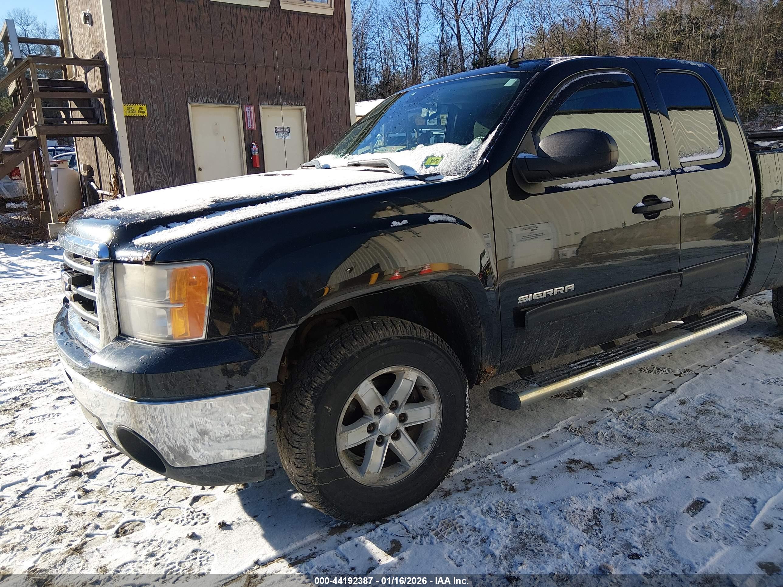 GMC SIERRA image 6