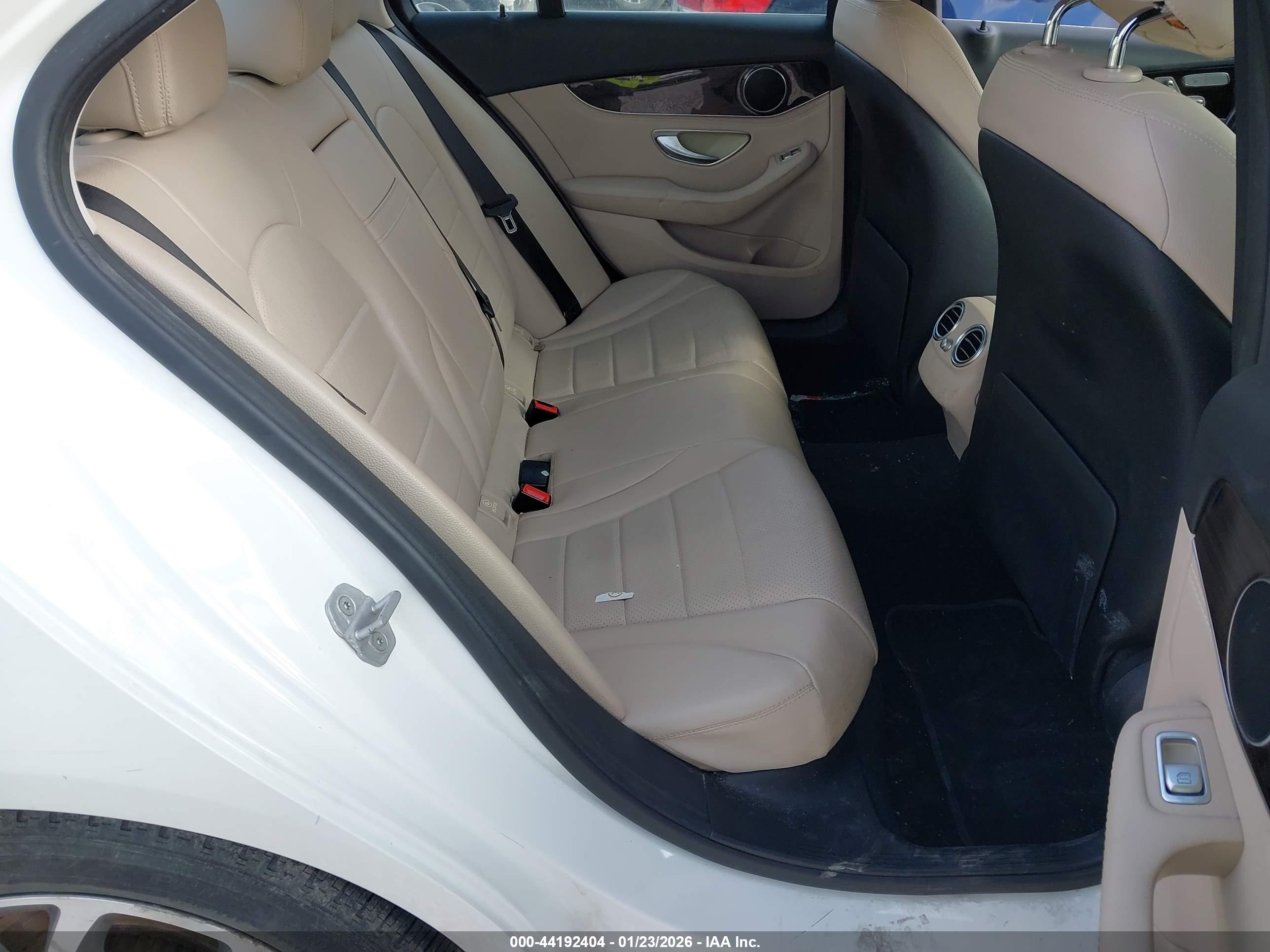 MERCEDES-BENZ C image 8