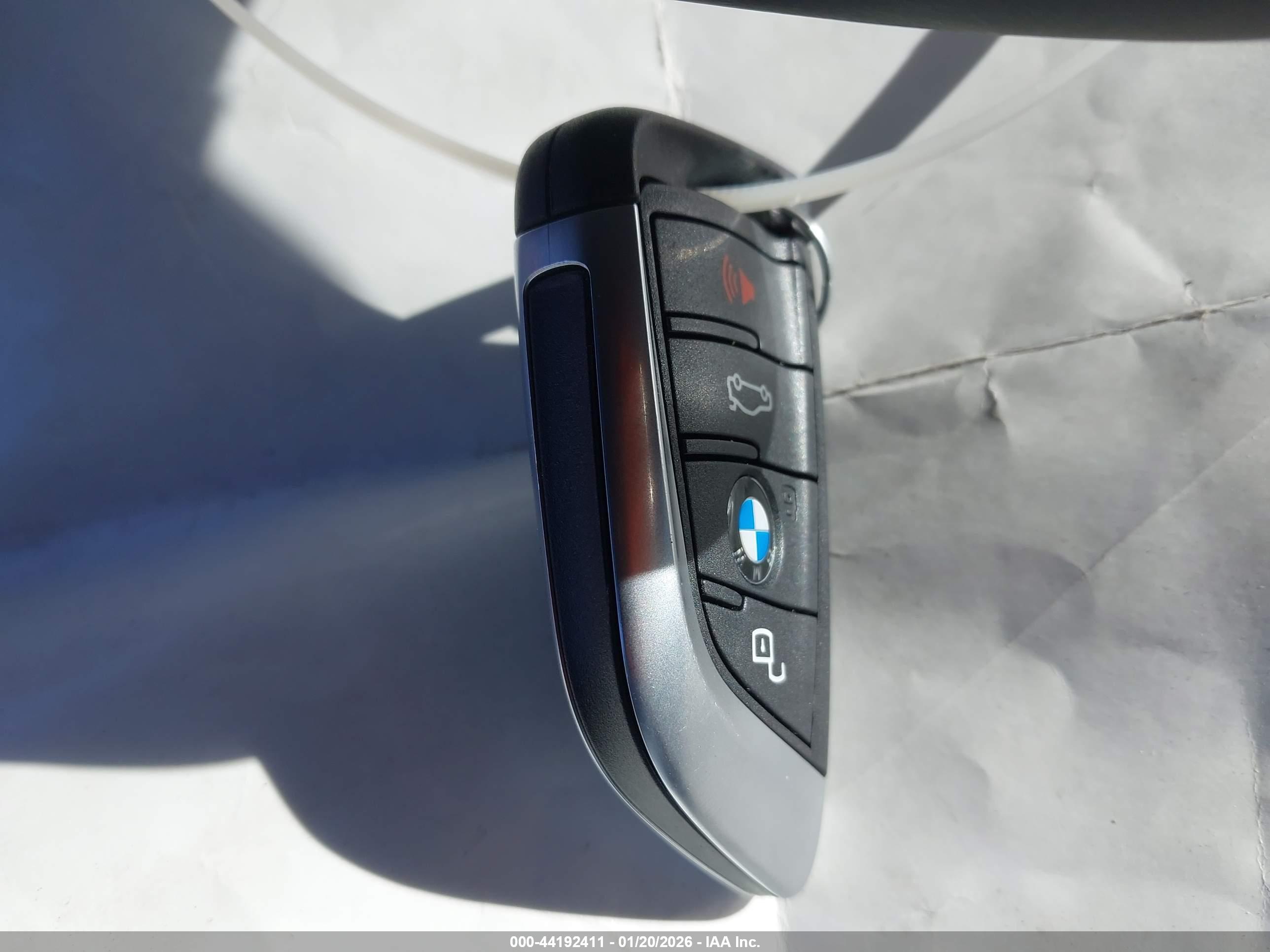 BMW 330I image 11