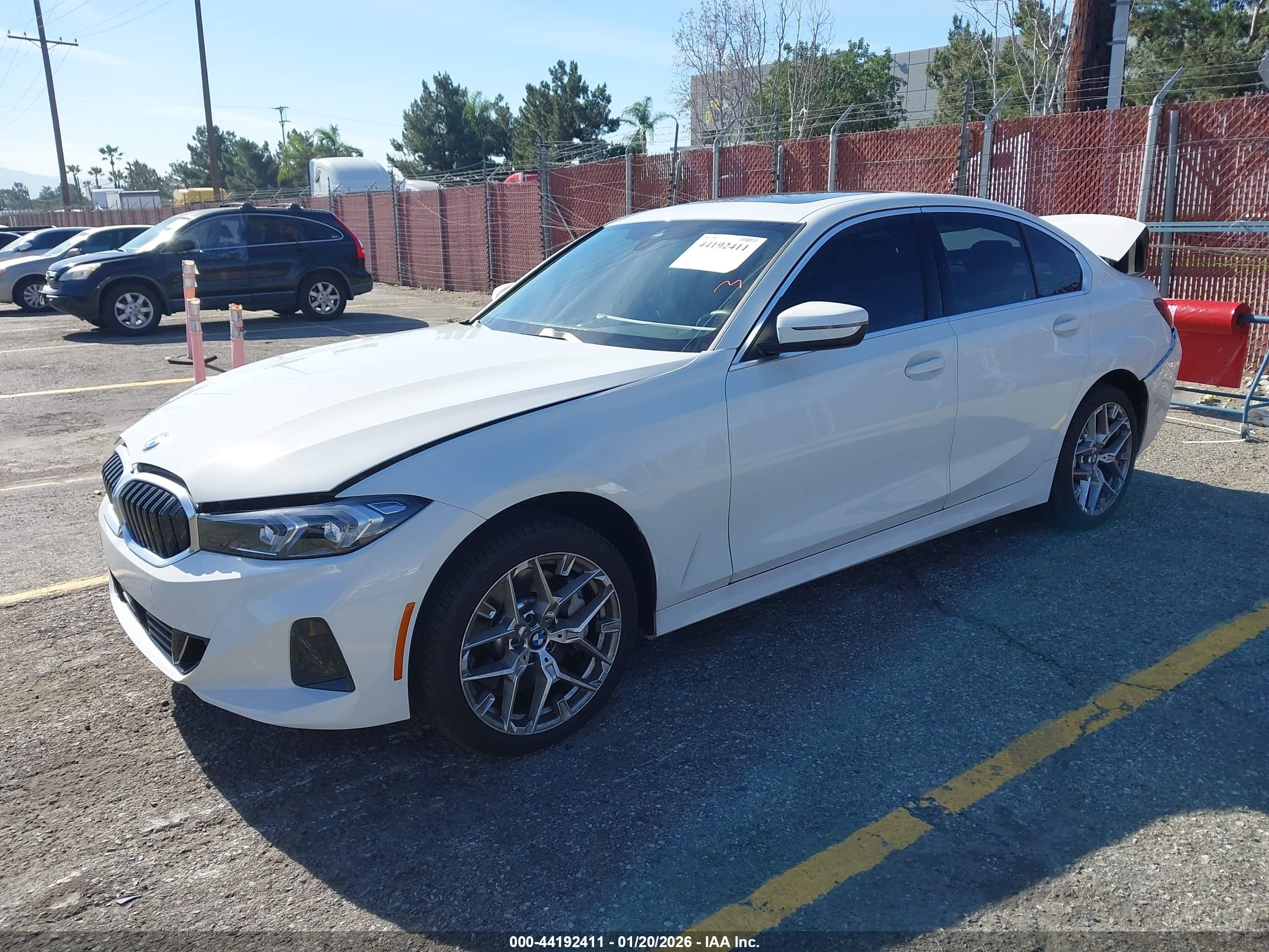 BMW 330I image 2