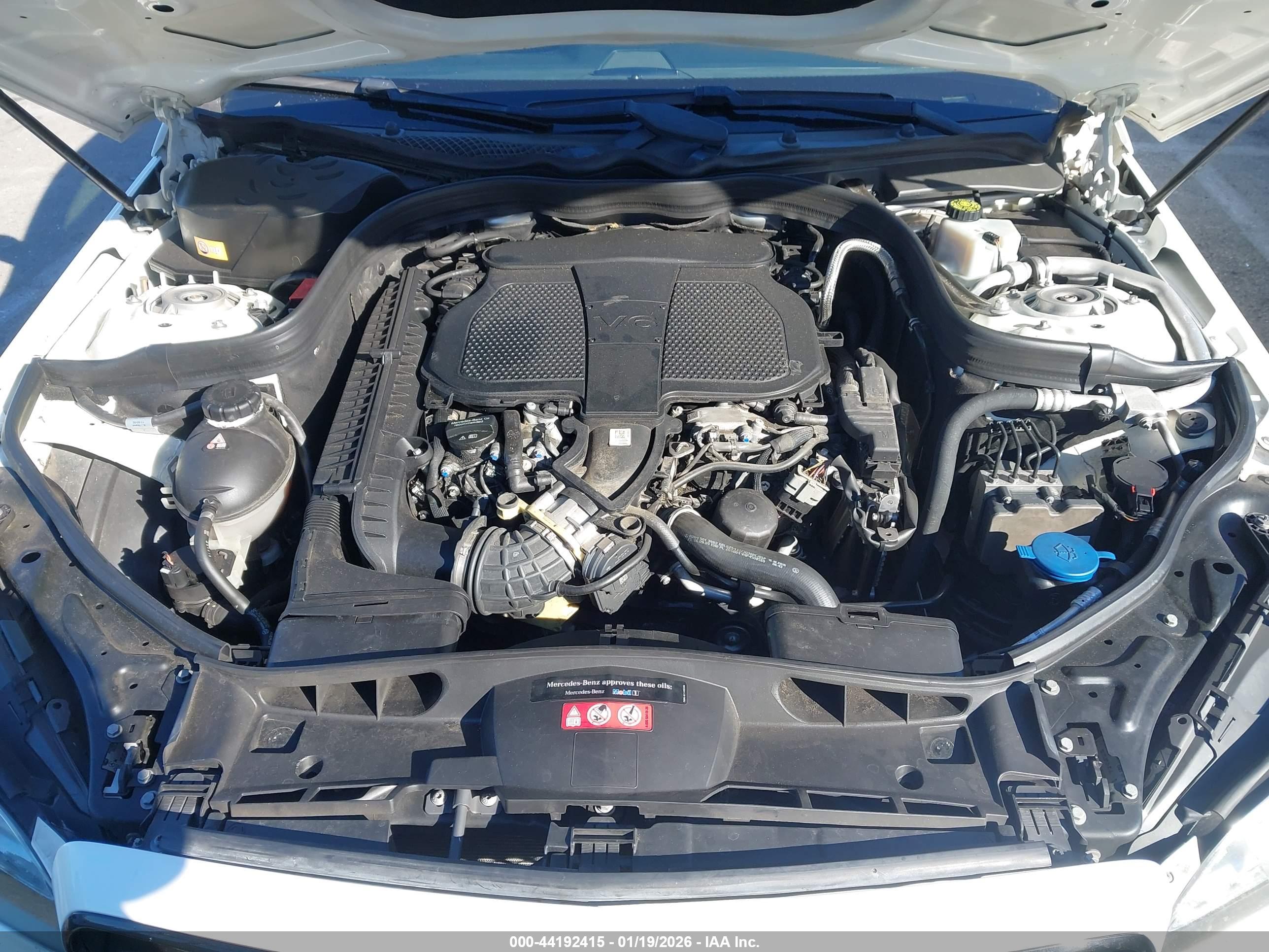 MERCEDES-BENZ E image 10