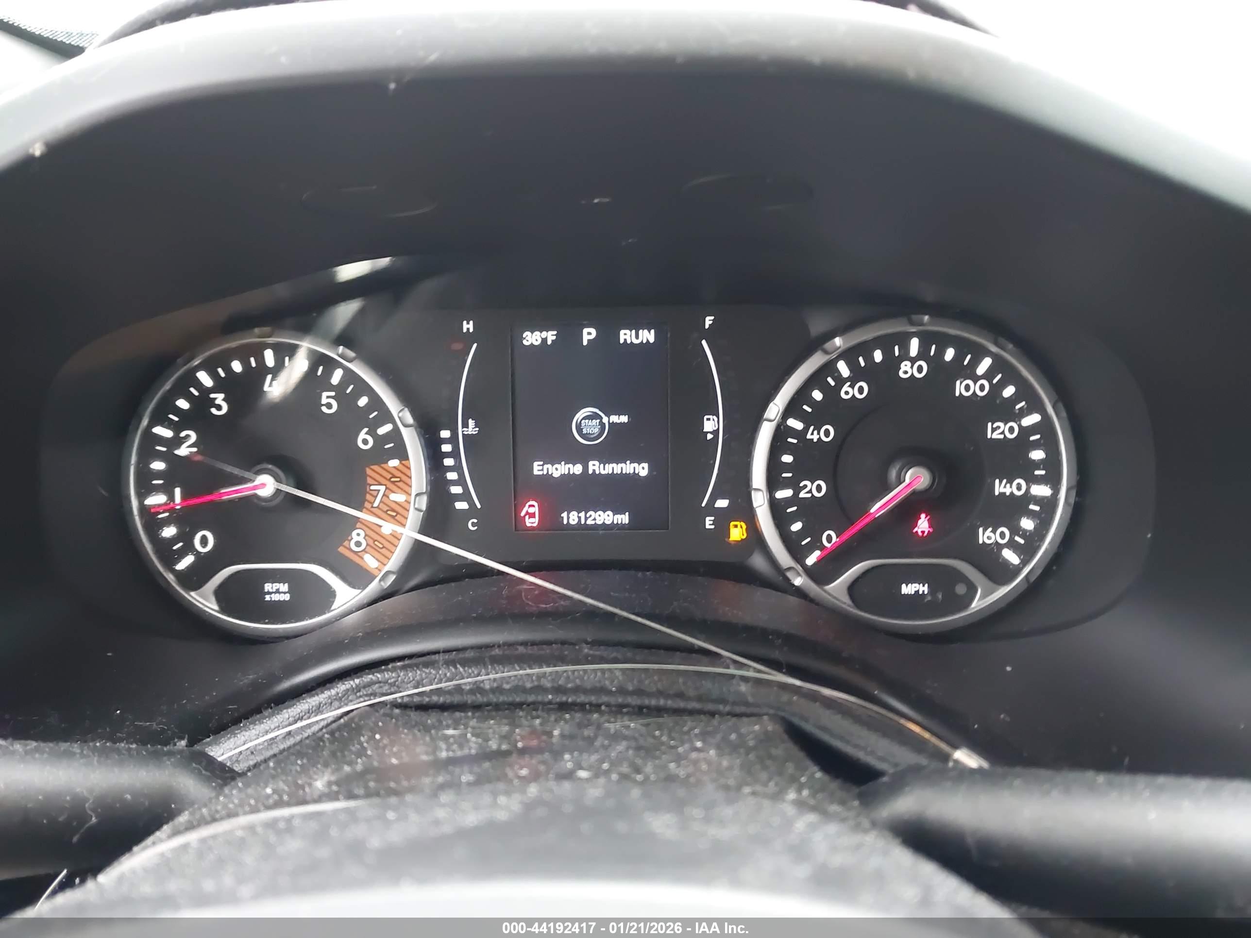 JEEP RENEGADE image 7