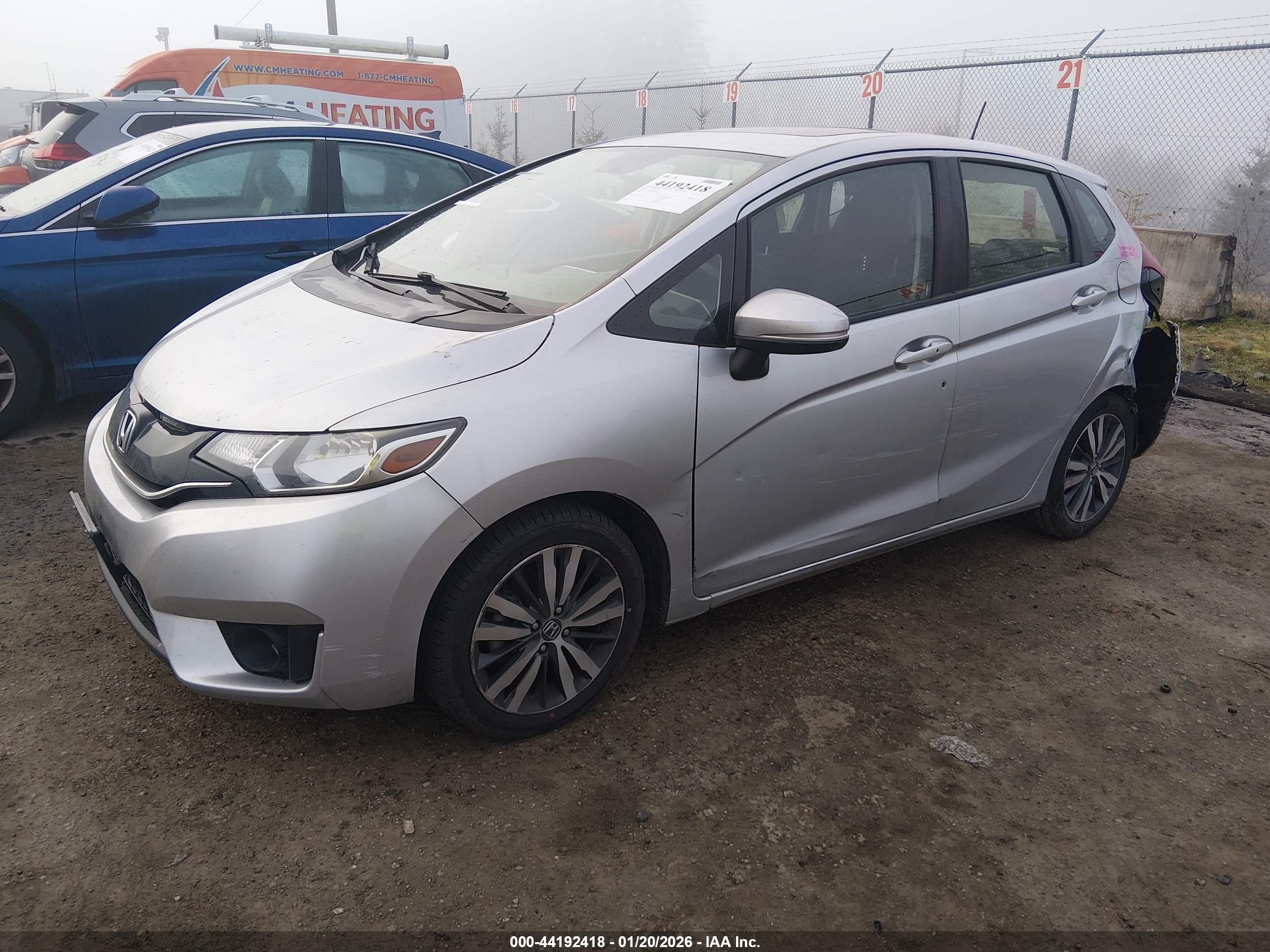 HONDA FIT image 2
