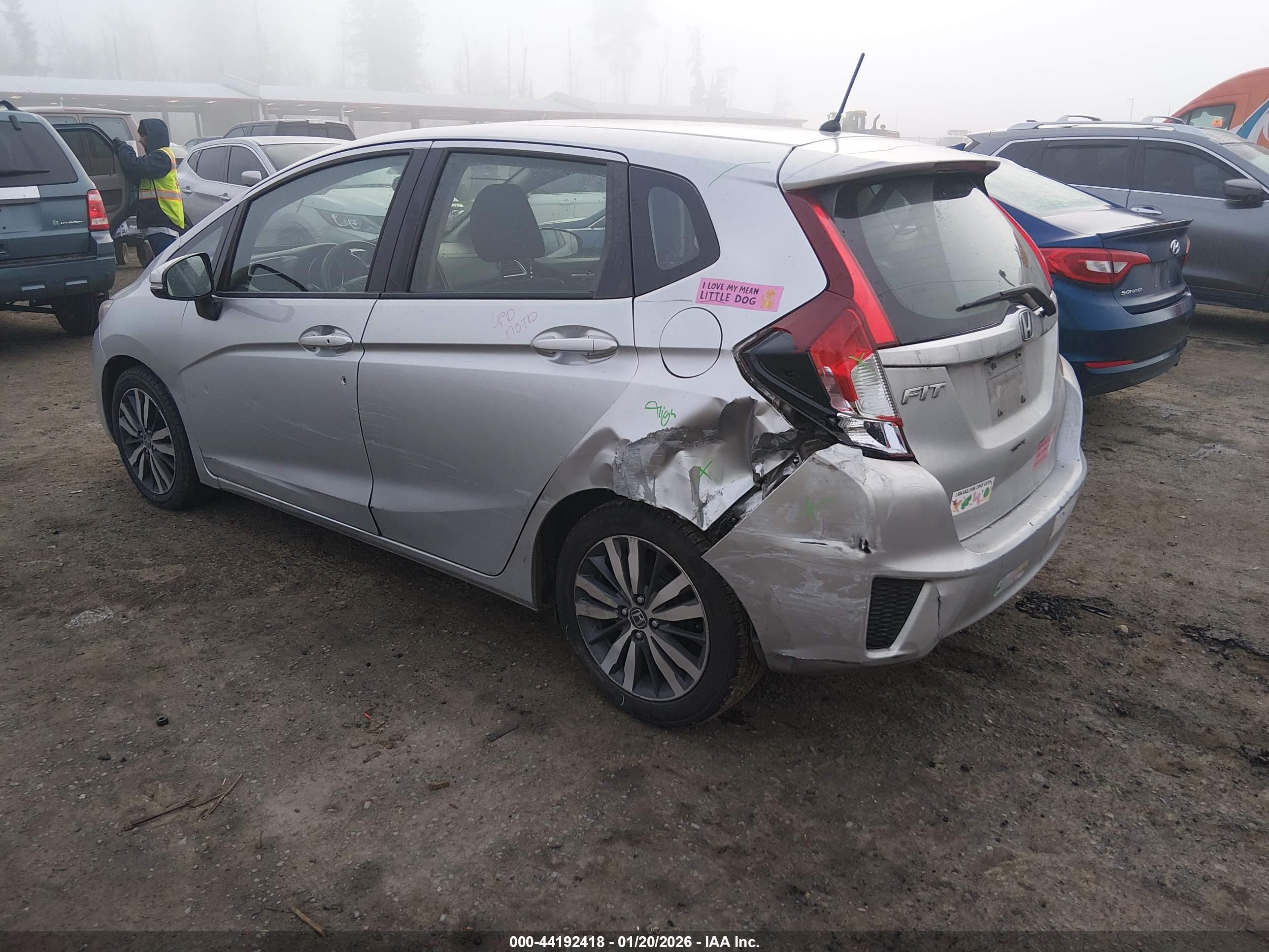 HONDA FIT image 3