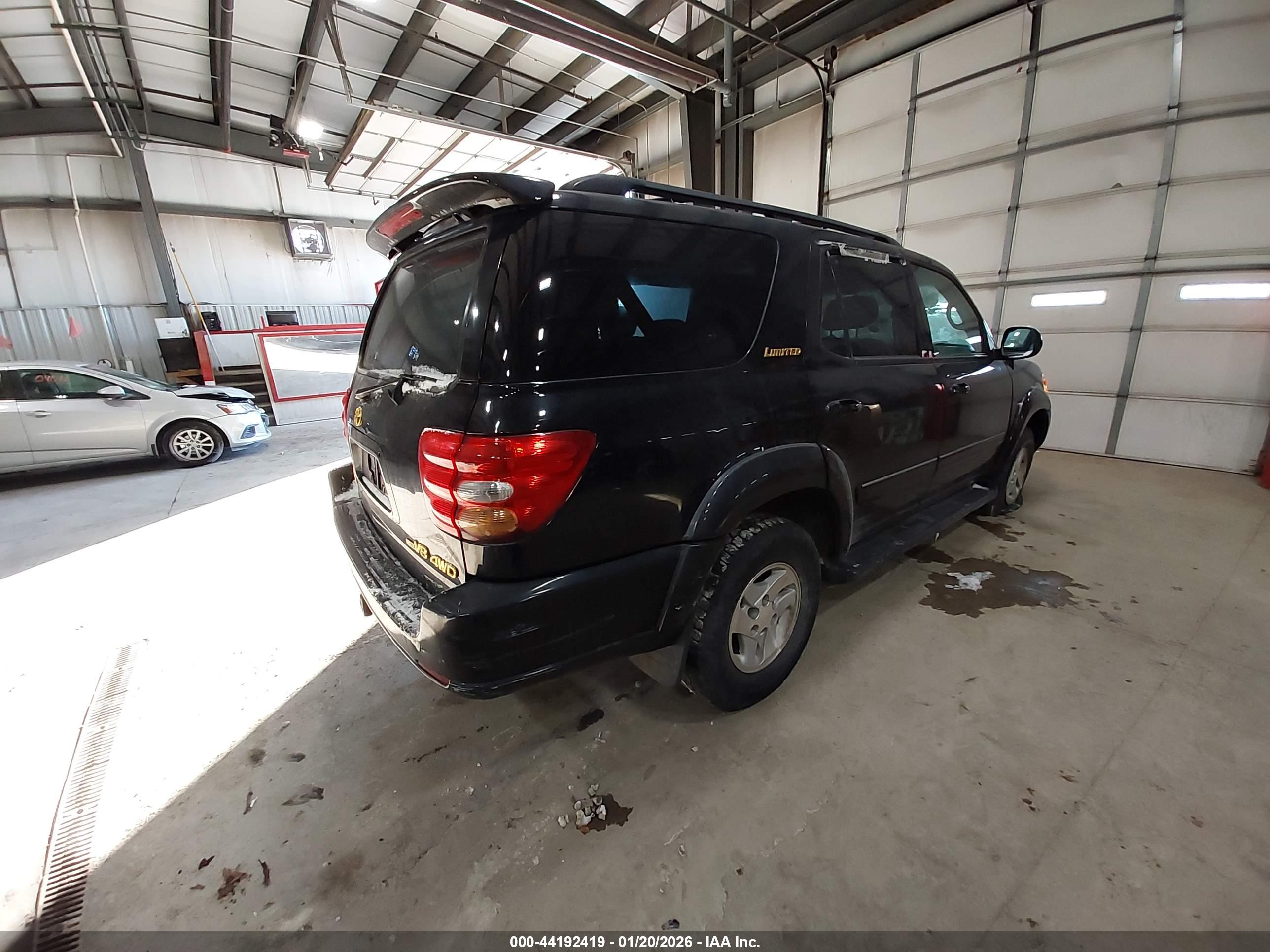 TOYOTA SEQUOIA image 4