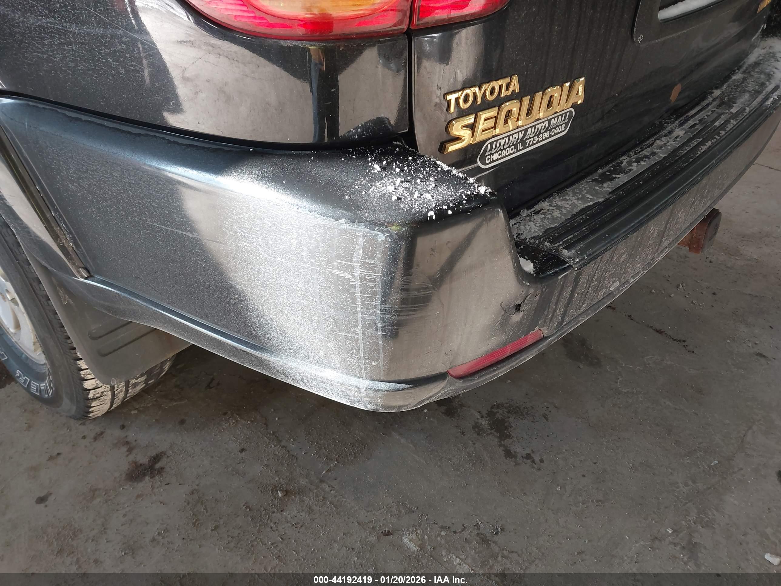 TOYOTA SEQUOIA image 6