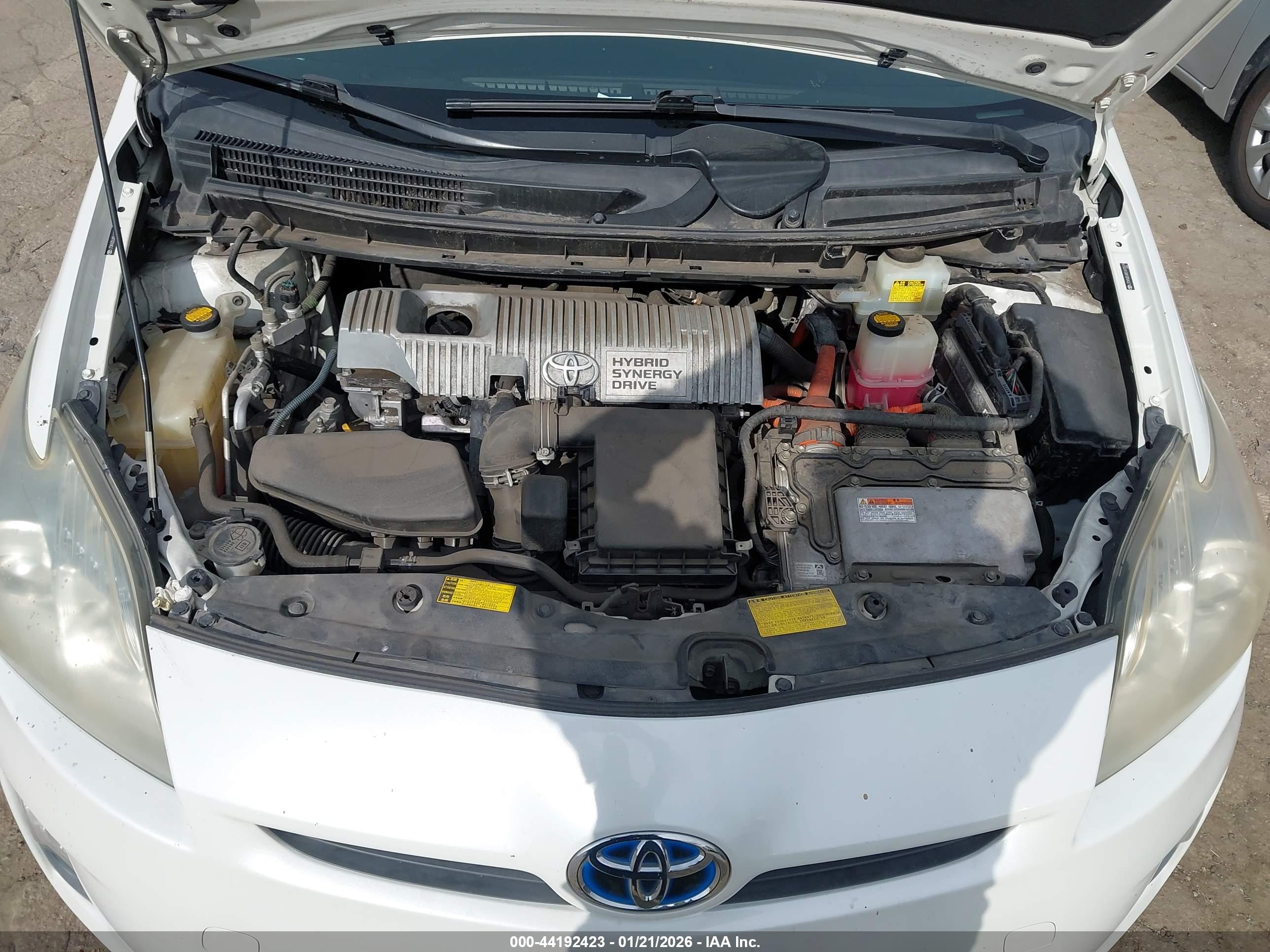 TOYOTA PRIUS image 10