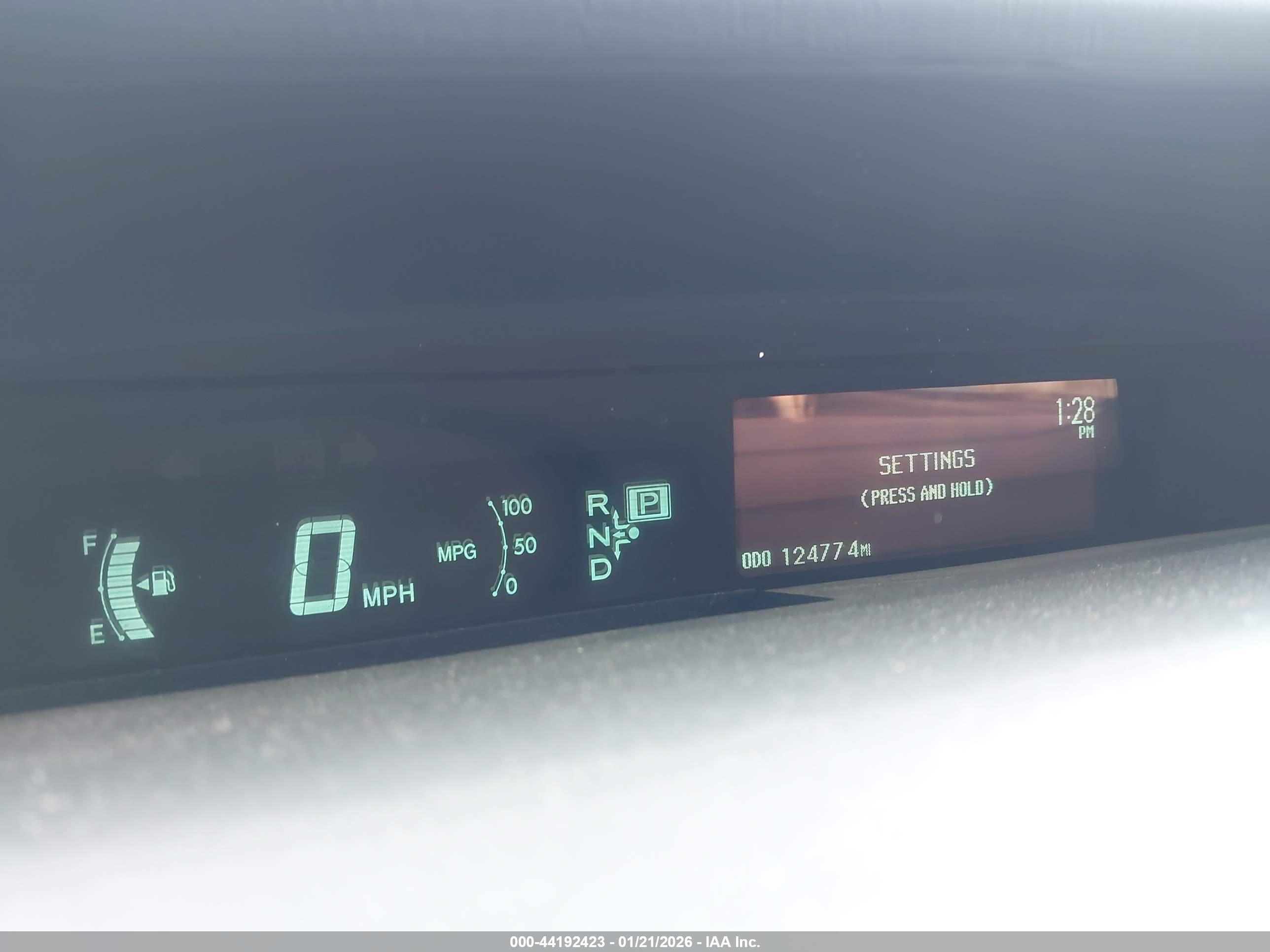 TOYOTA PRIUS image 7