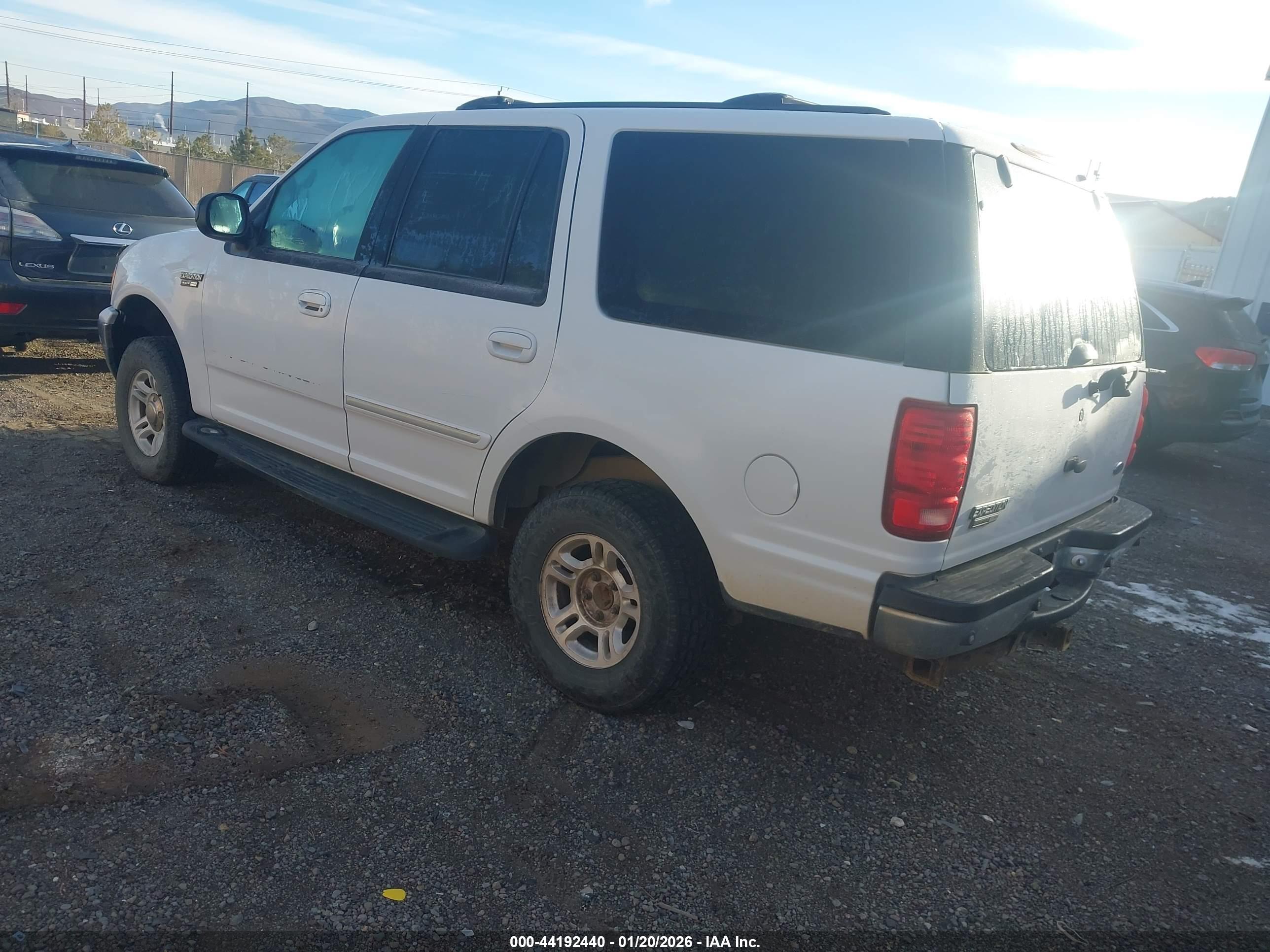 FORD EXPEDITION image 3