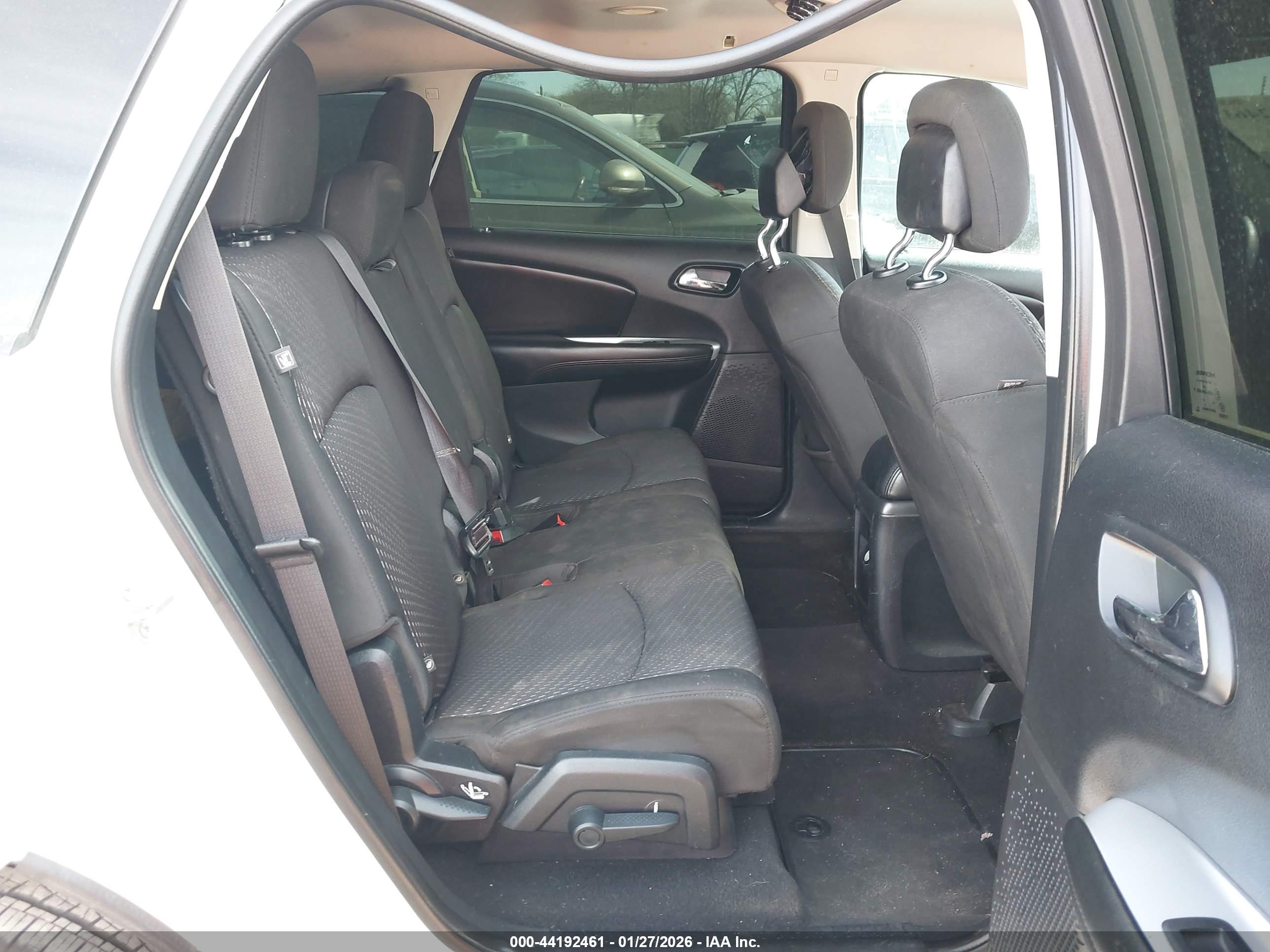 DODGE JOURNEY image 8