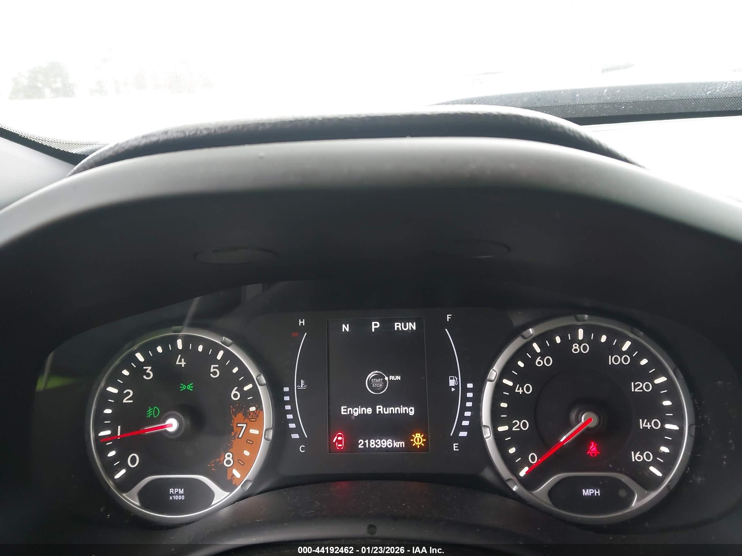 JEEP RENEGADE image 7