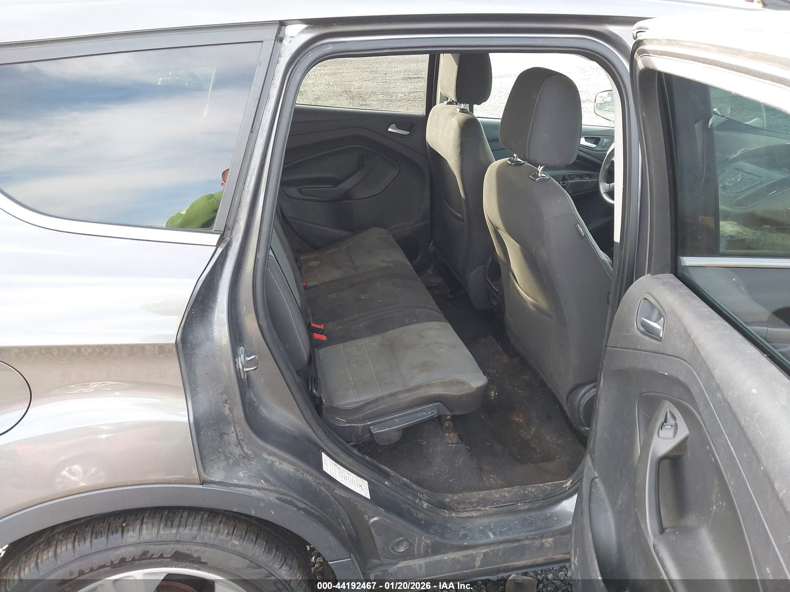 FORD ESCAPE image 8