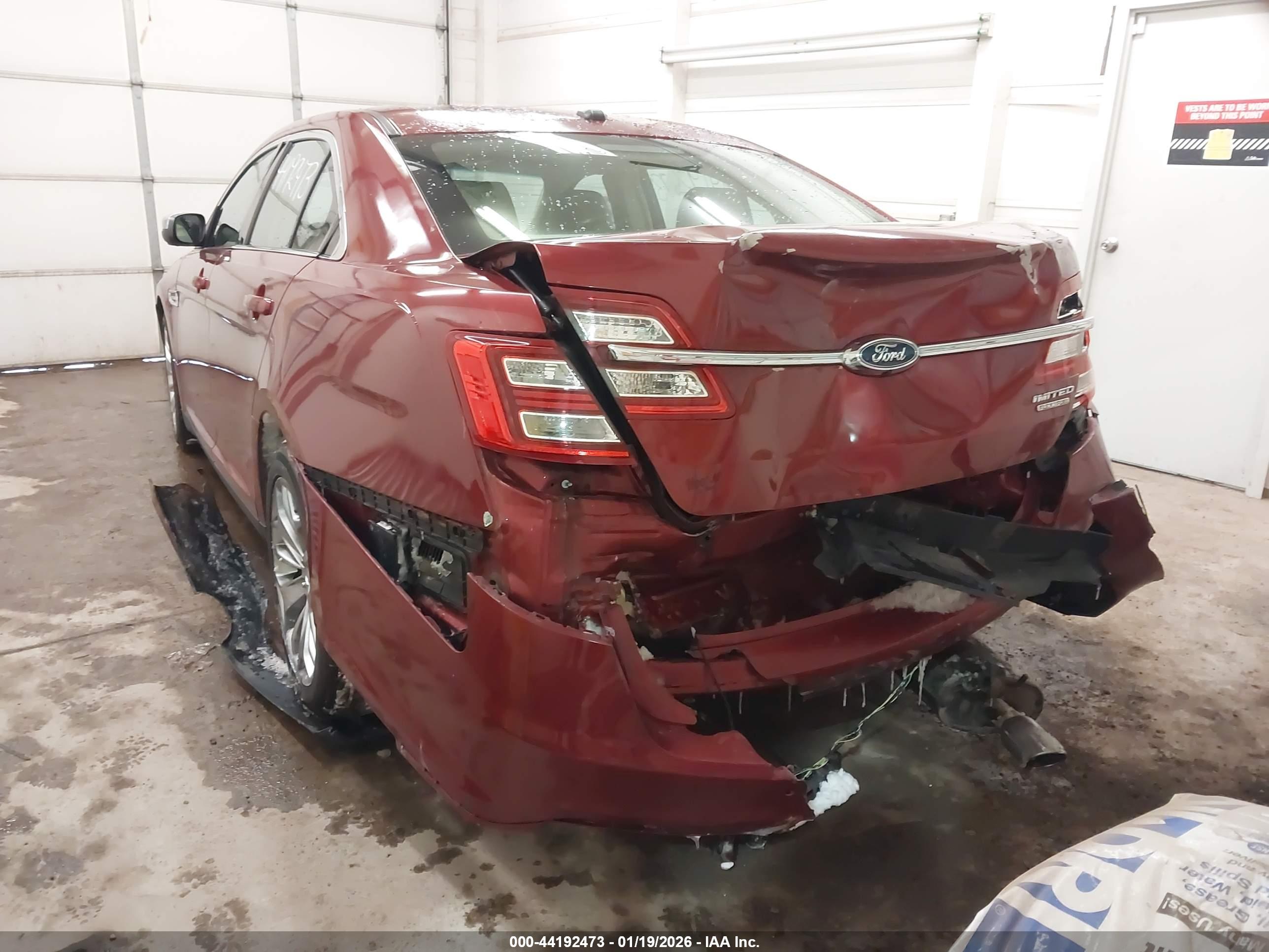 FORD TAURUS image 6