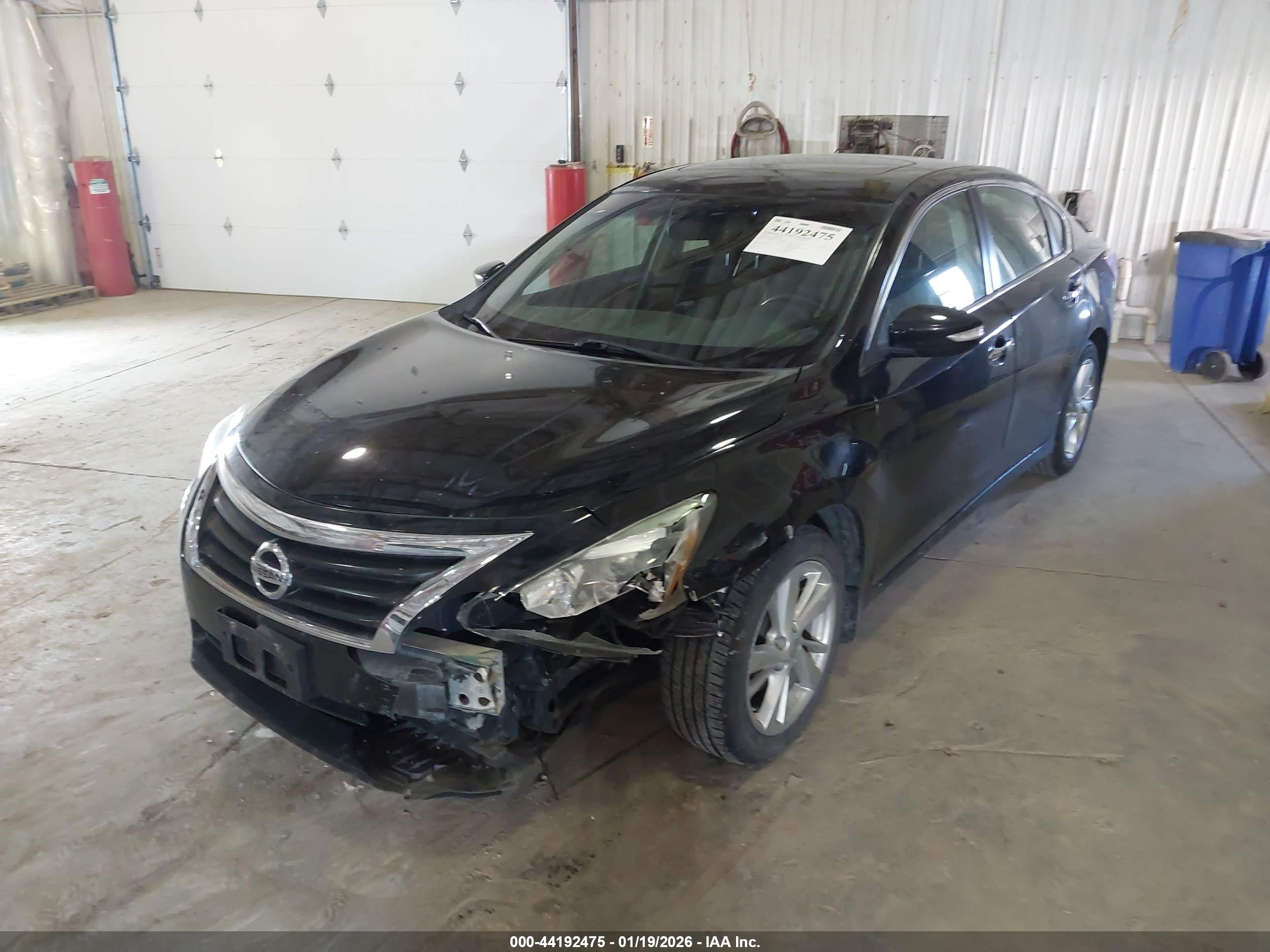 NISSAN ALTIMA image 2