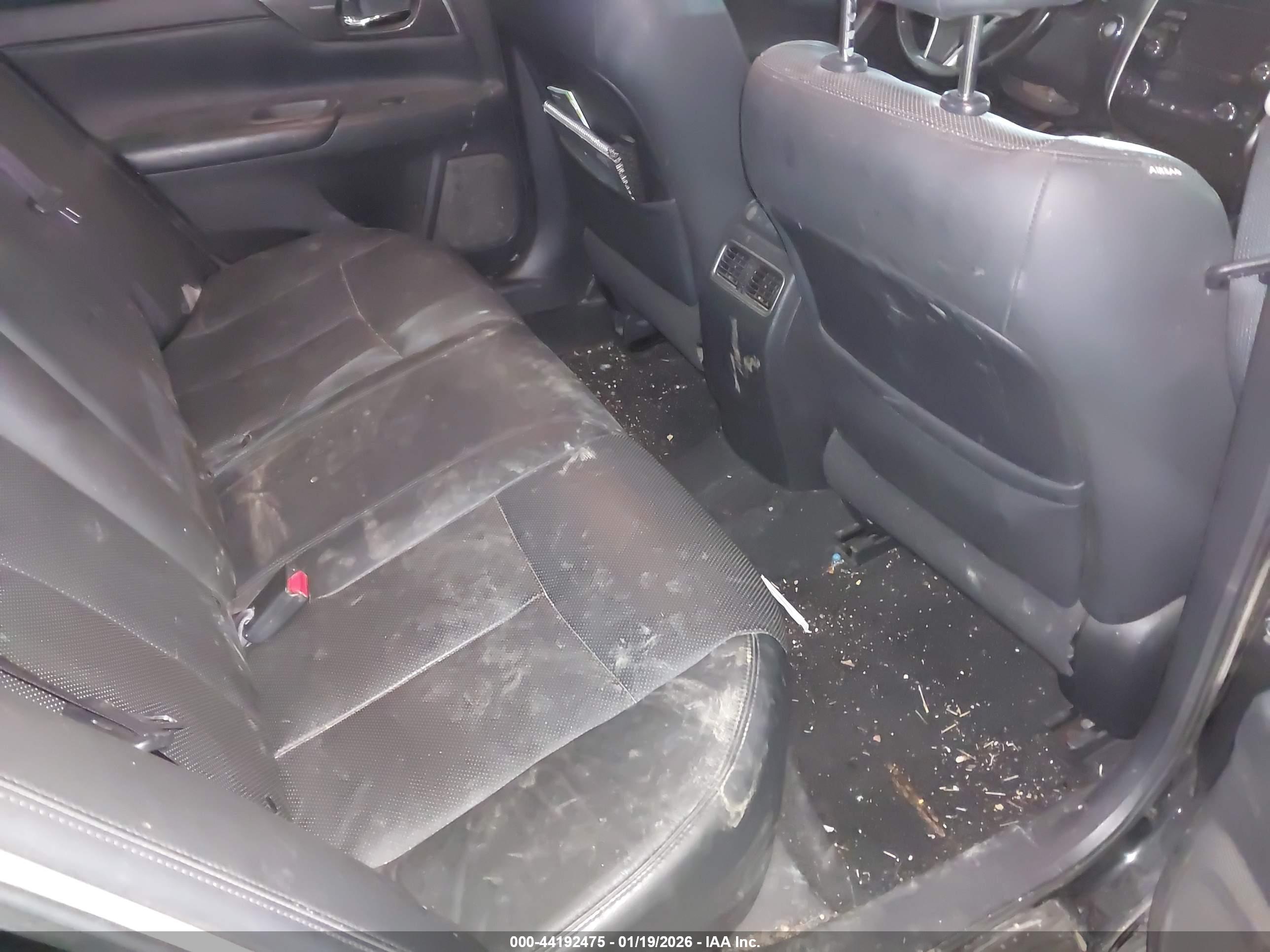 NISSAN ALTIMA image 8