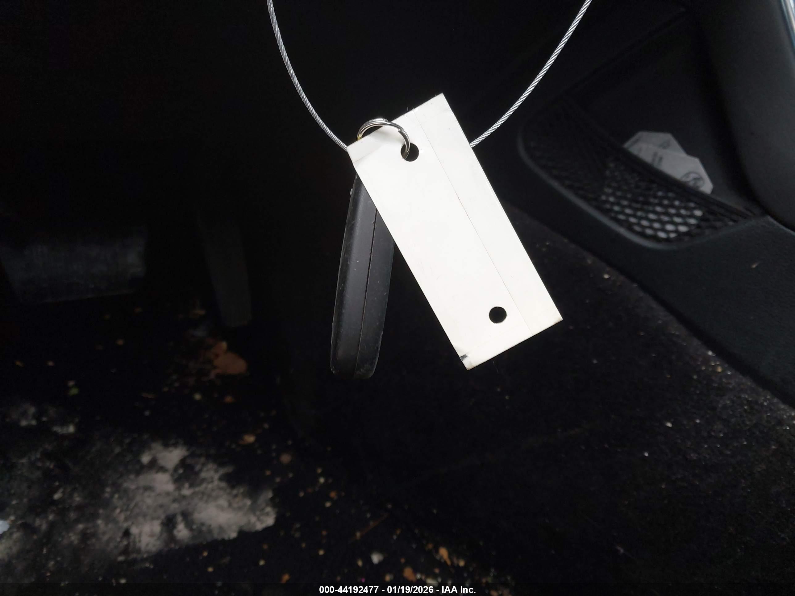 DODGE CHALLENGER image 11