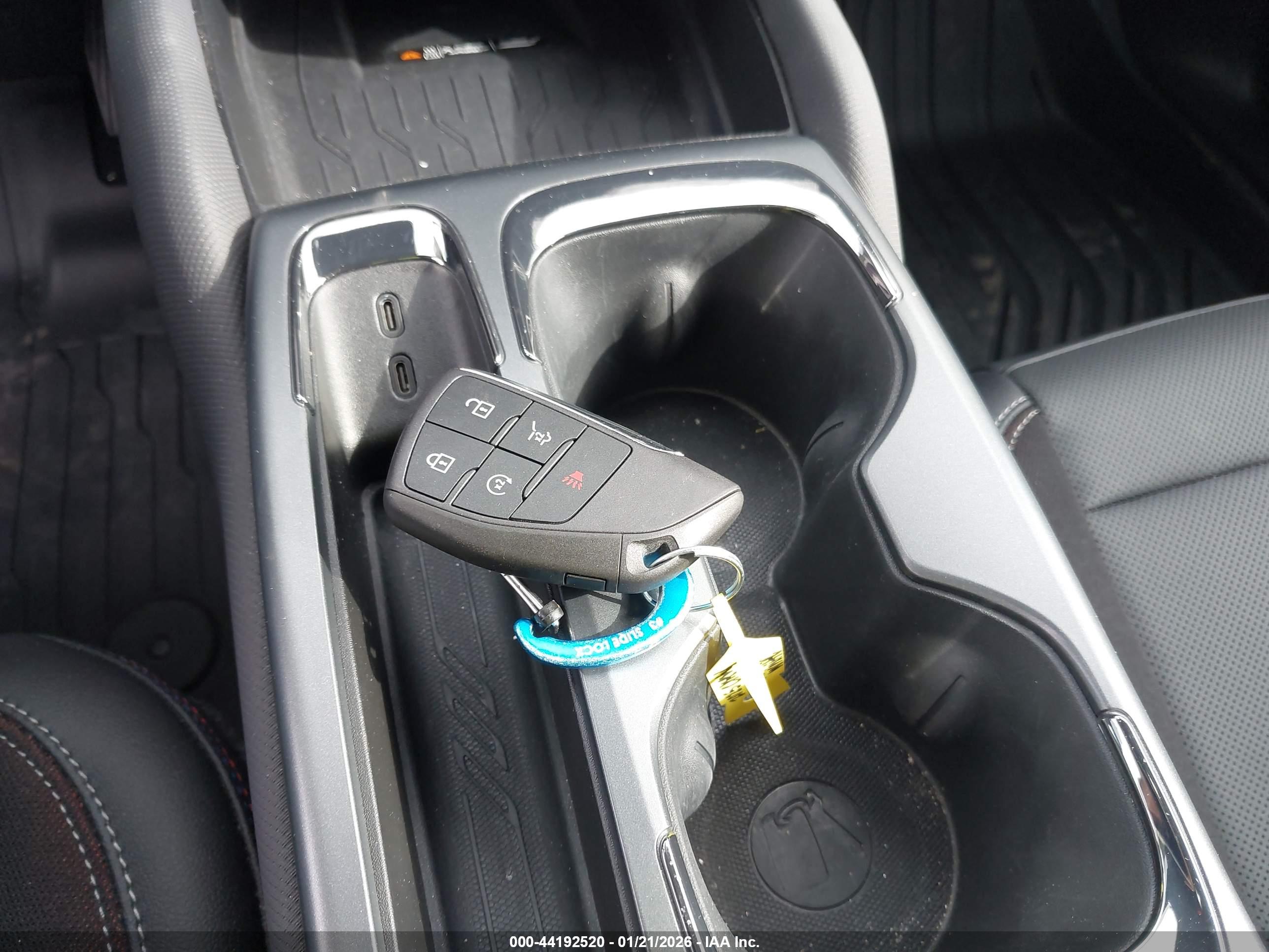 CHEVROLET EQUINOX image 11