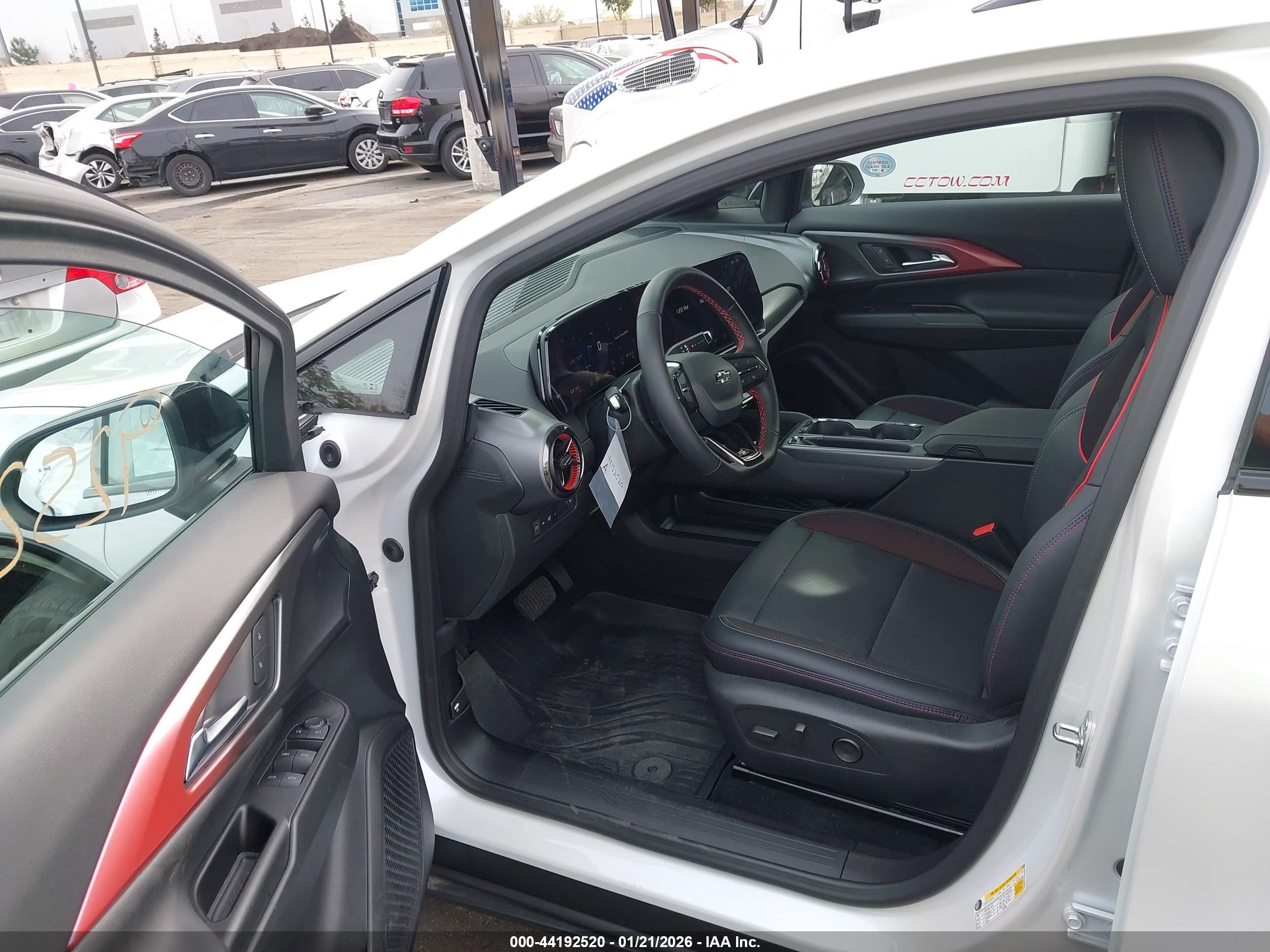 CHEVROLET EQUINOX image 5