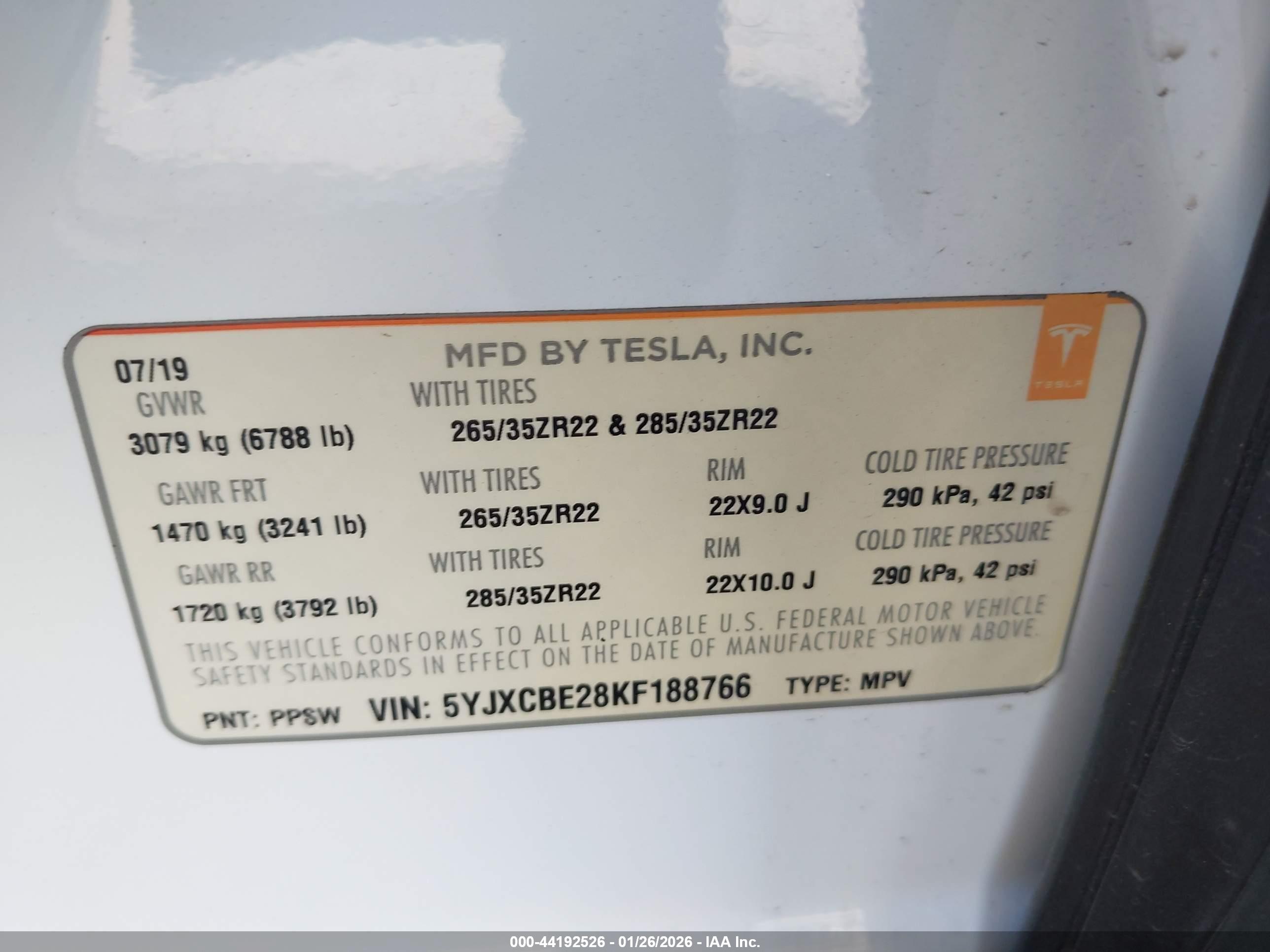 TESLA MODEL image 9