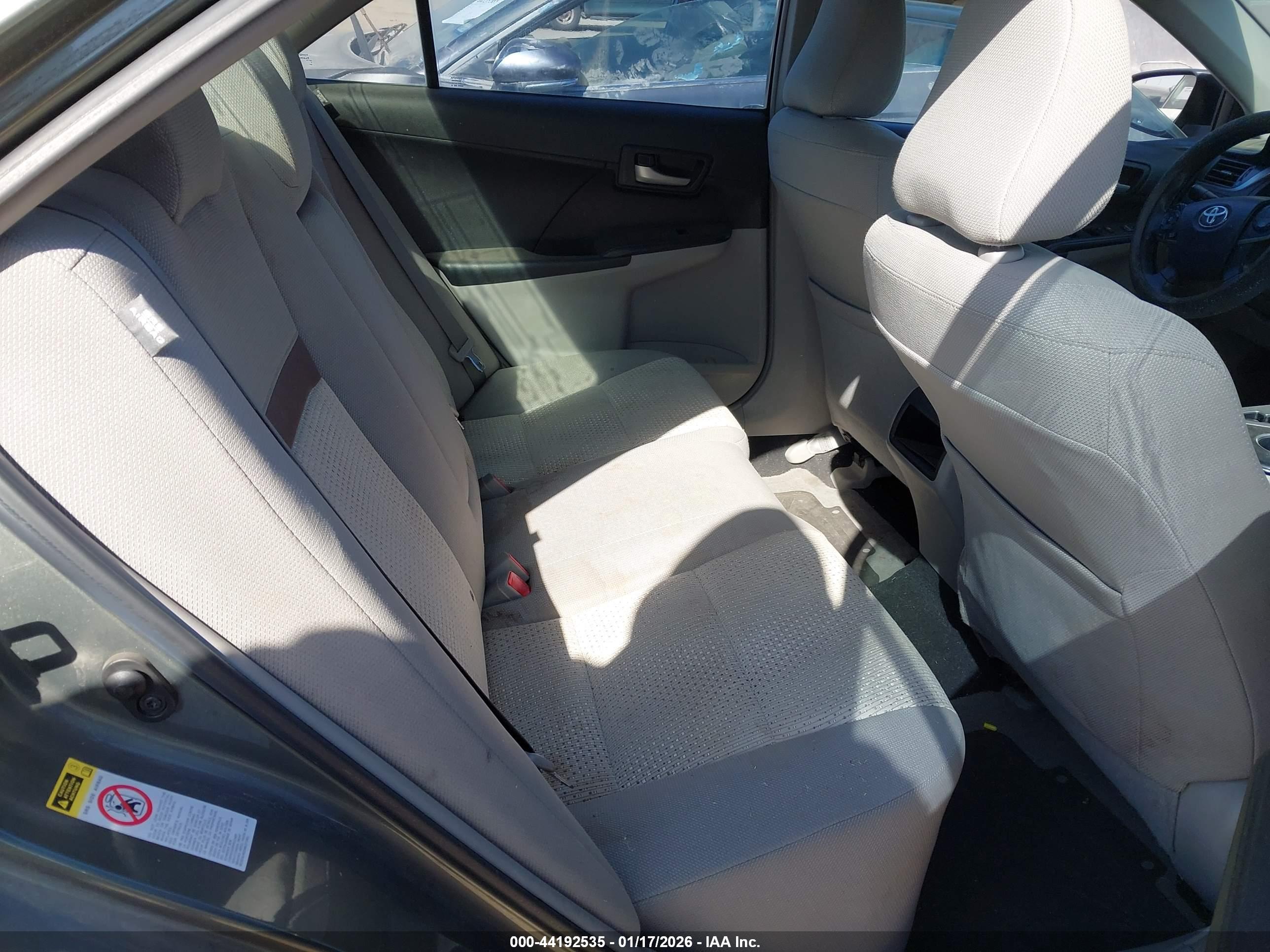 TOYOTA CAMRY image 8