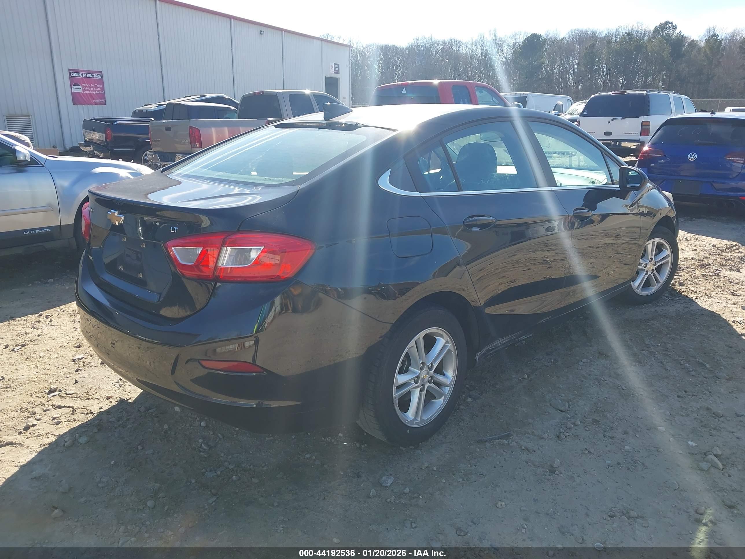 CHEVROLET CRUZE image 4