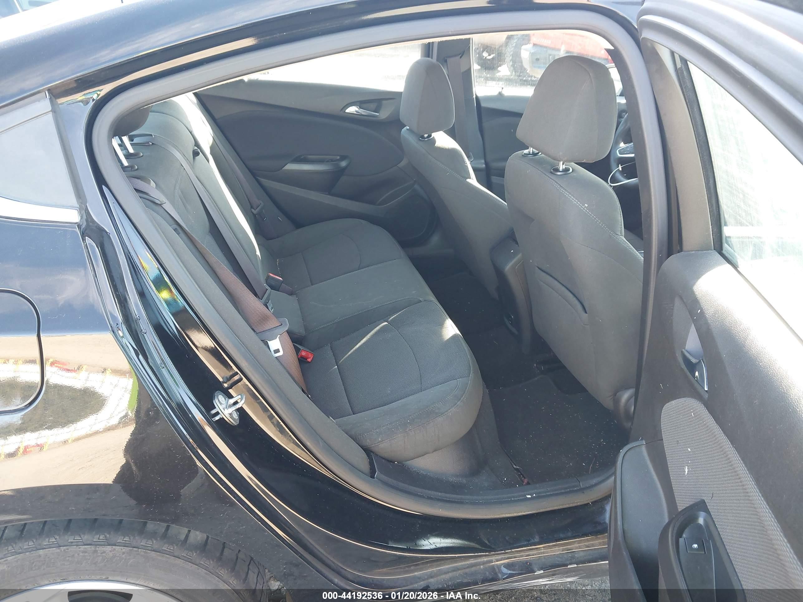 CHEVROLET CRUZE image 8