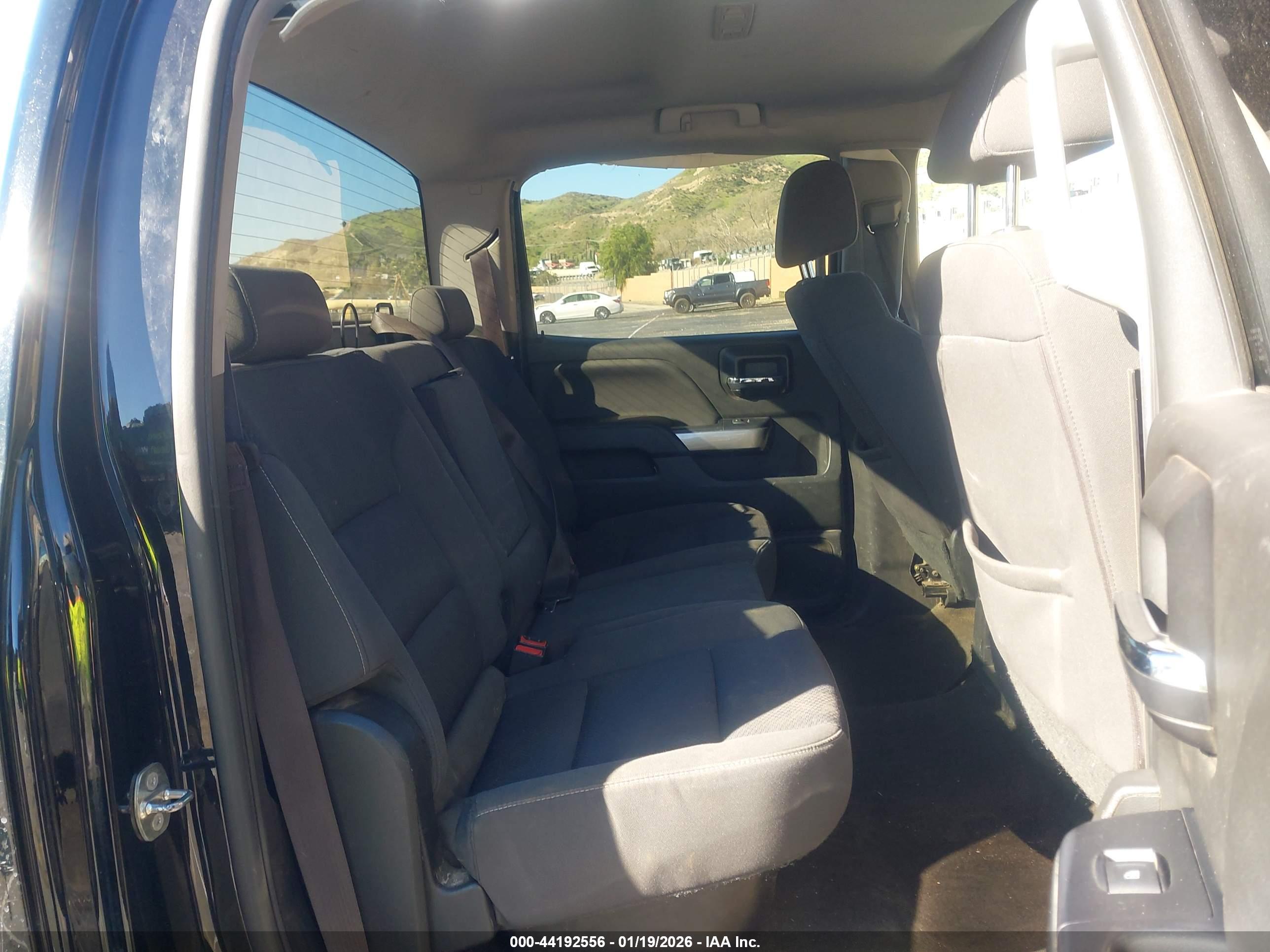 CHEVROLET SILVERADO image 8