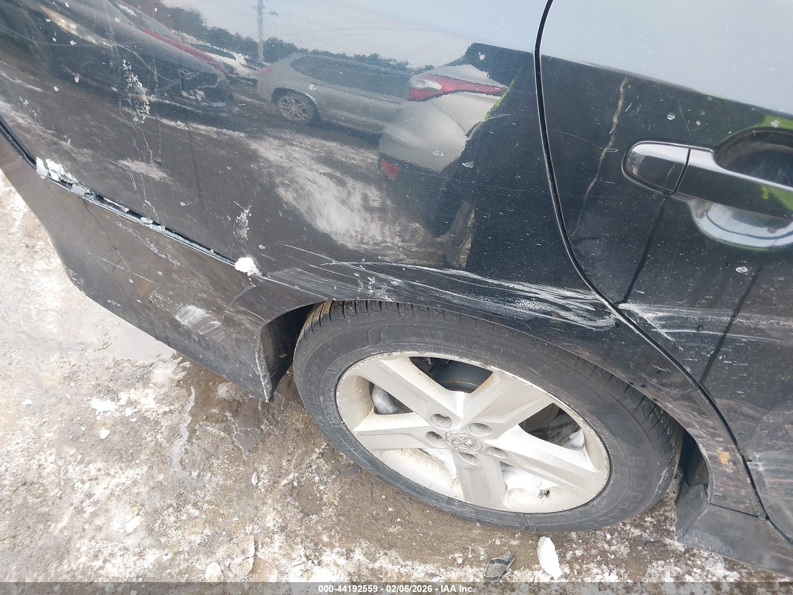 TOYOTA CAMRY image 6