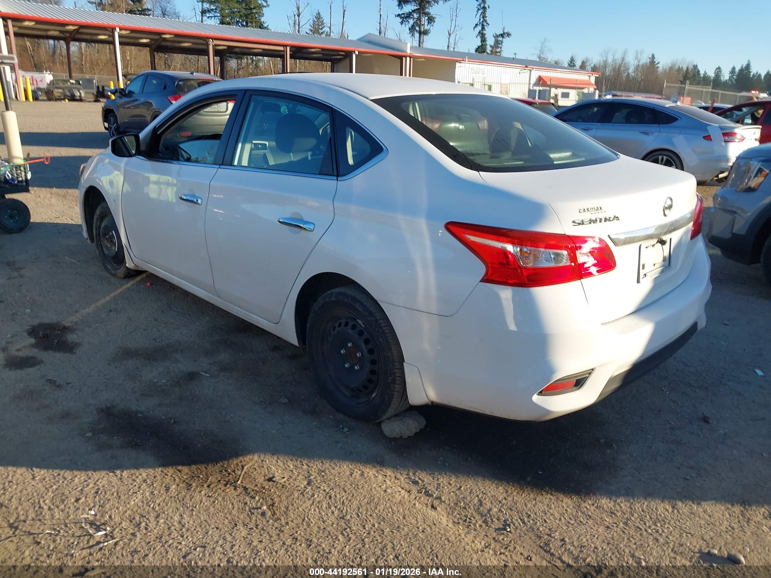 NISSAN SENTRA image 3