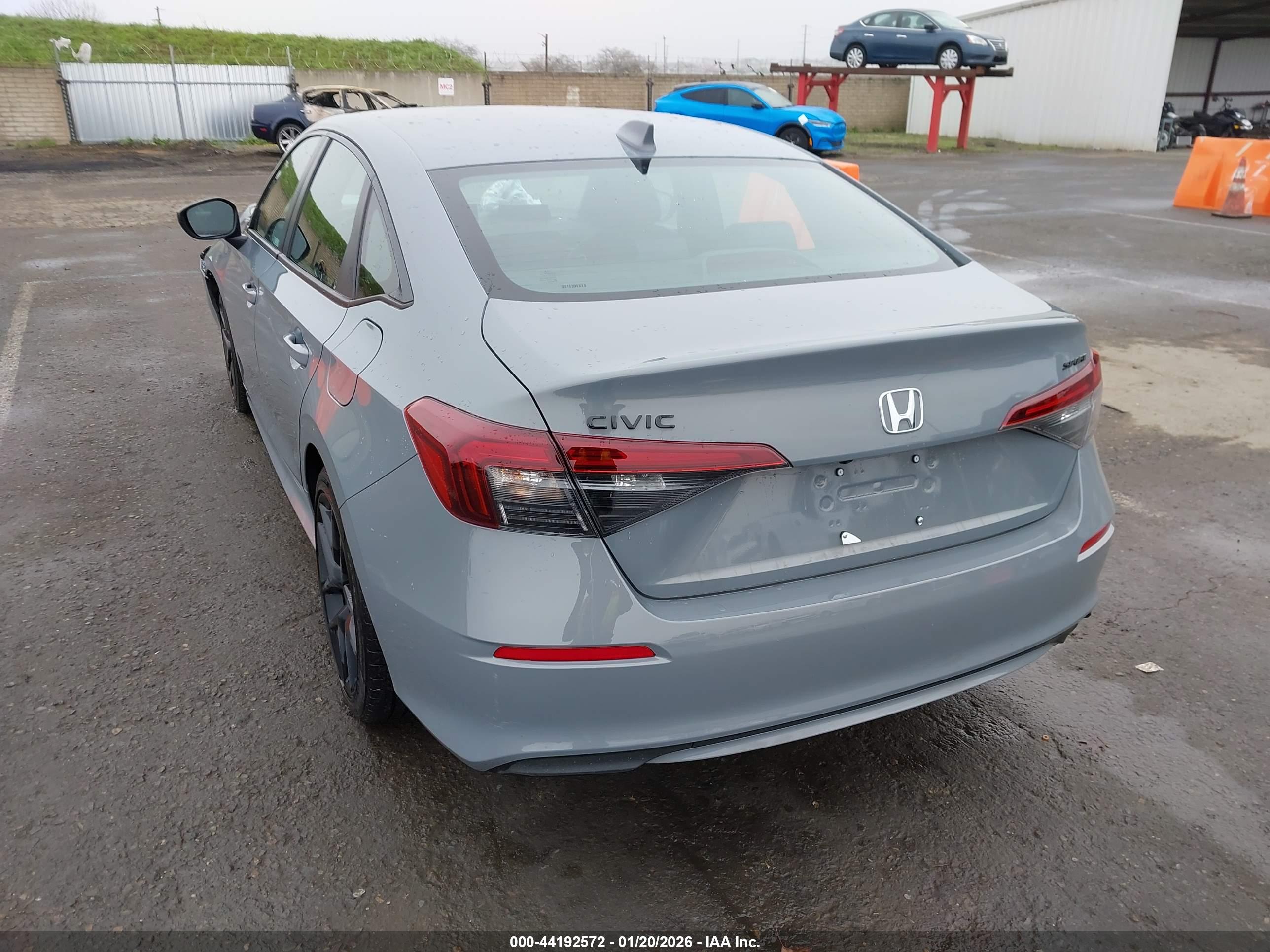 HONDA CIVIC image 3