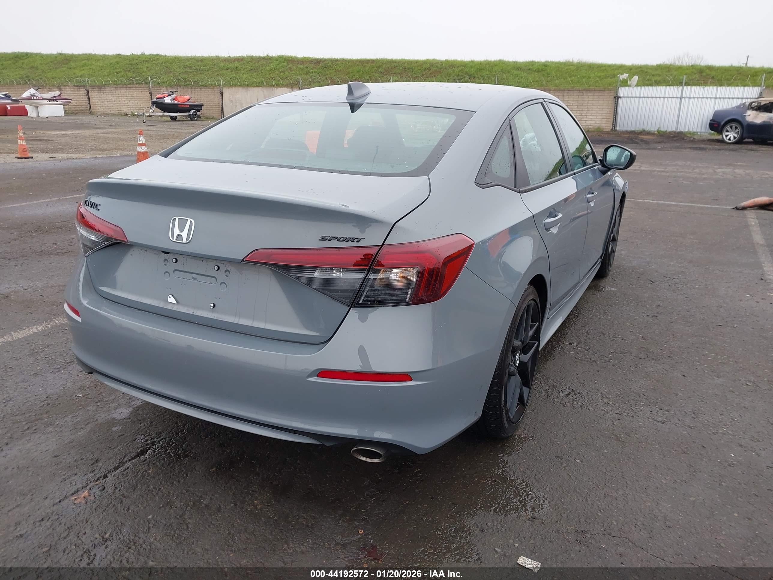 HONDA CIVIC image 4