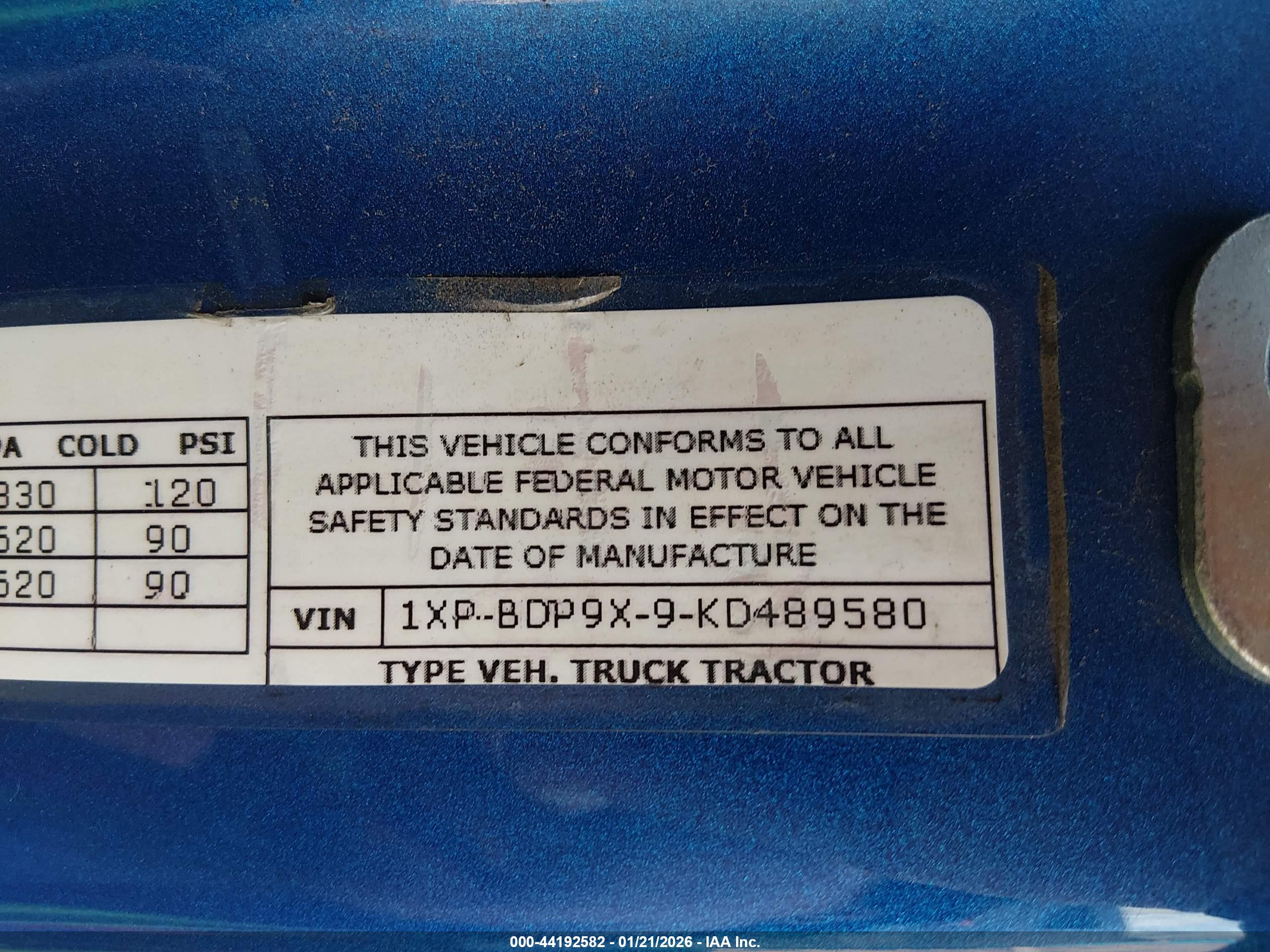 PETERBILT 579 image 9