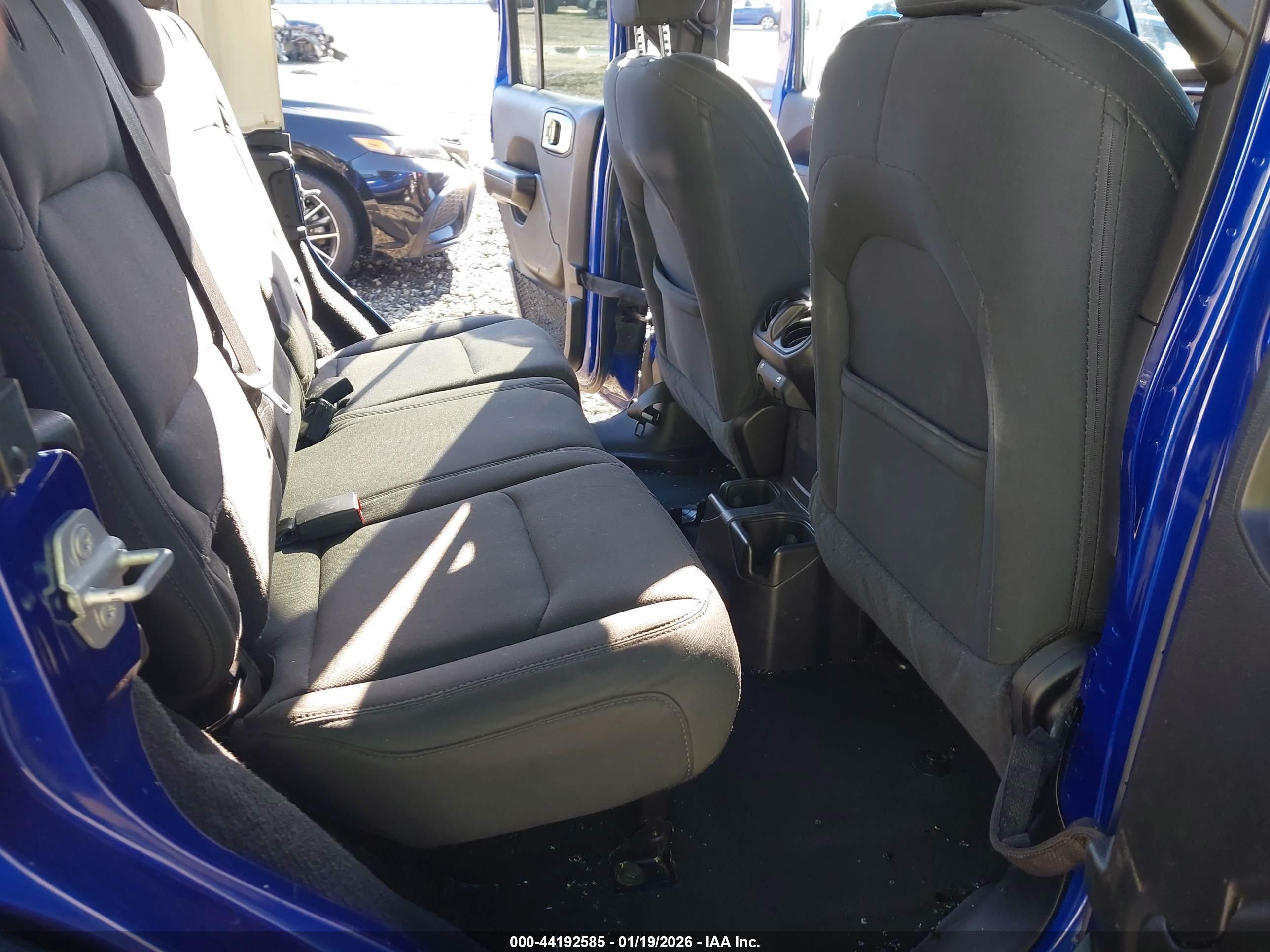 JEEP WRANGLER image 8