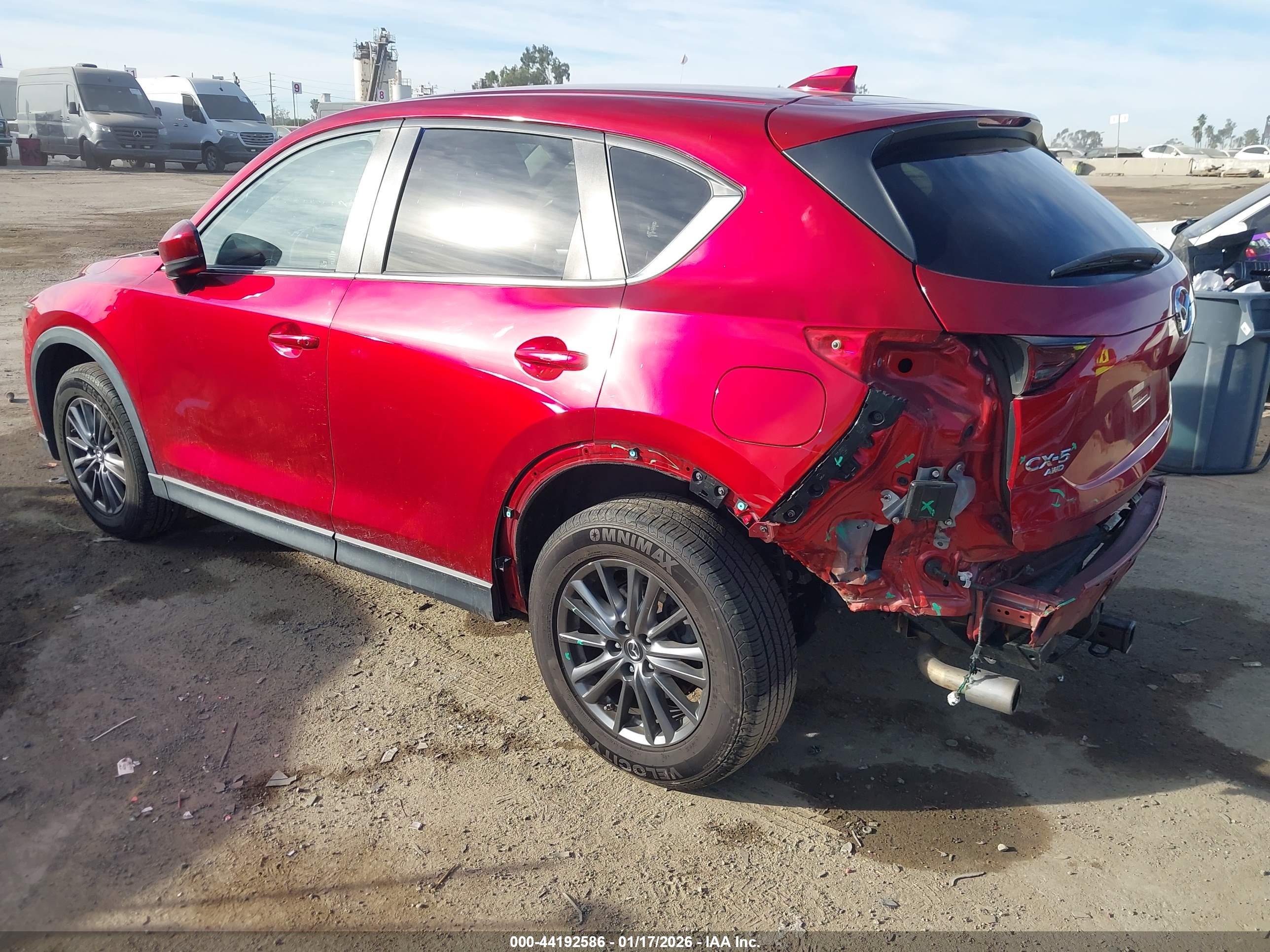 MAZDA CX-5 image 3