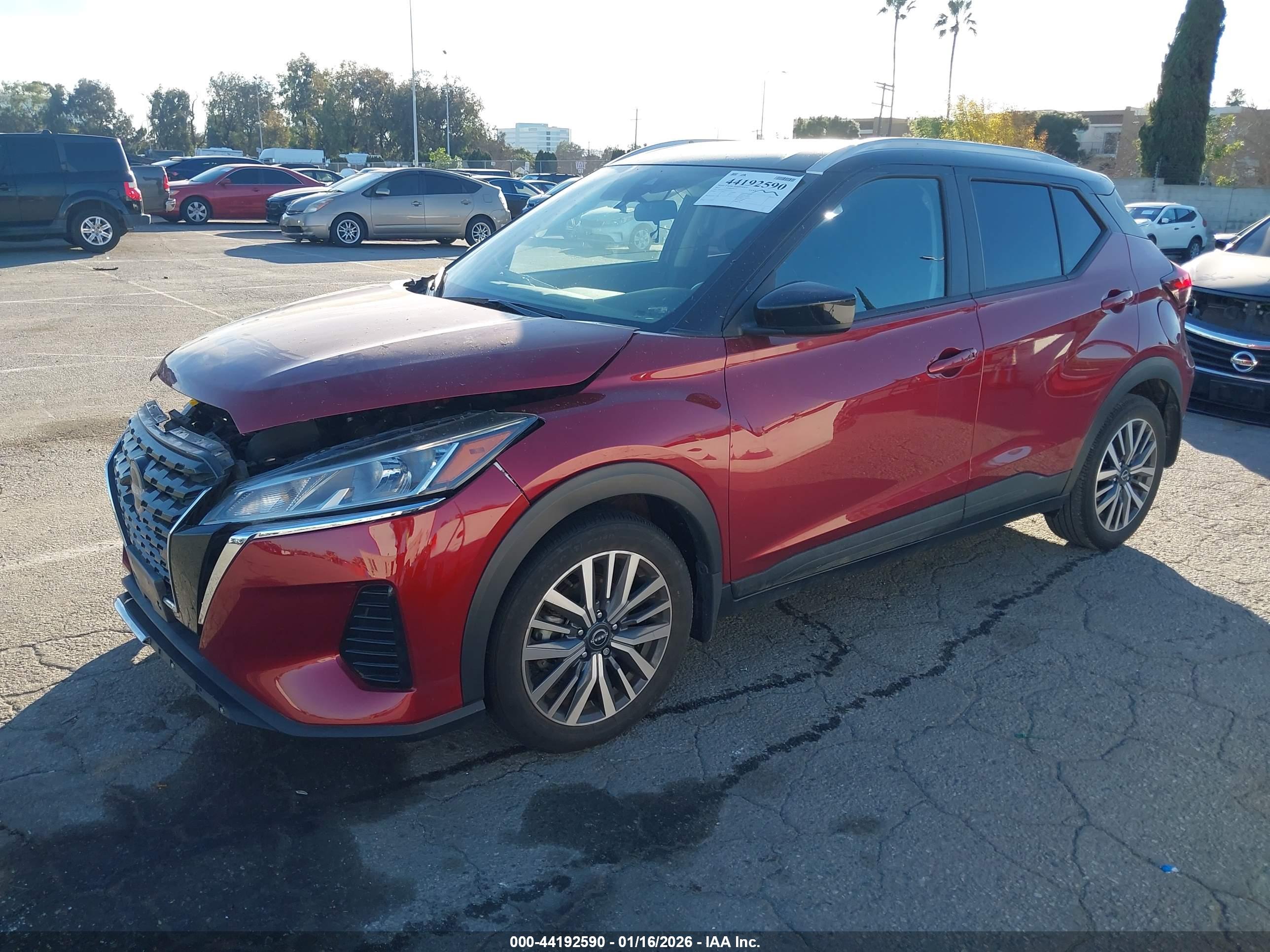 NISSAN KICKS image 2