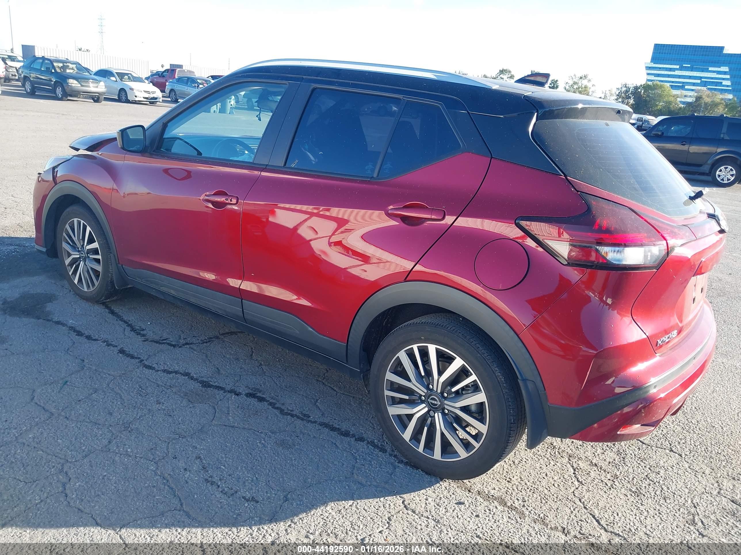 NISSAN KICKS image 3