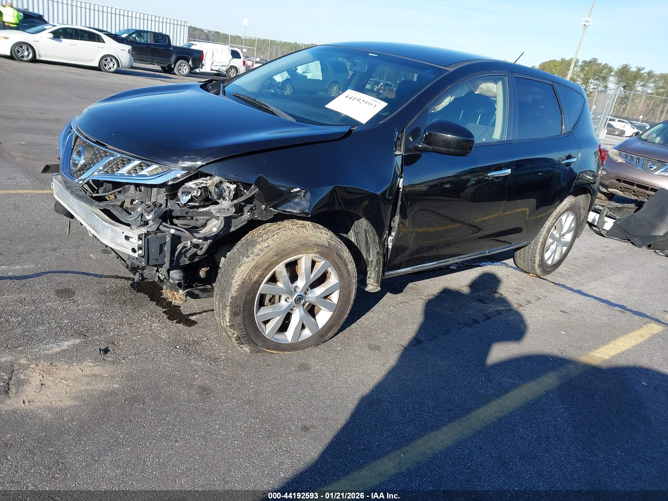 NISSAN MURANO image 2