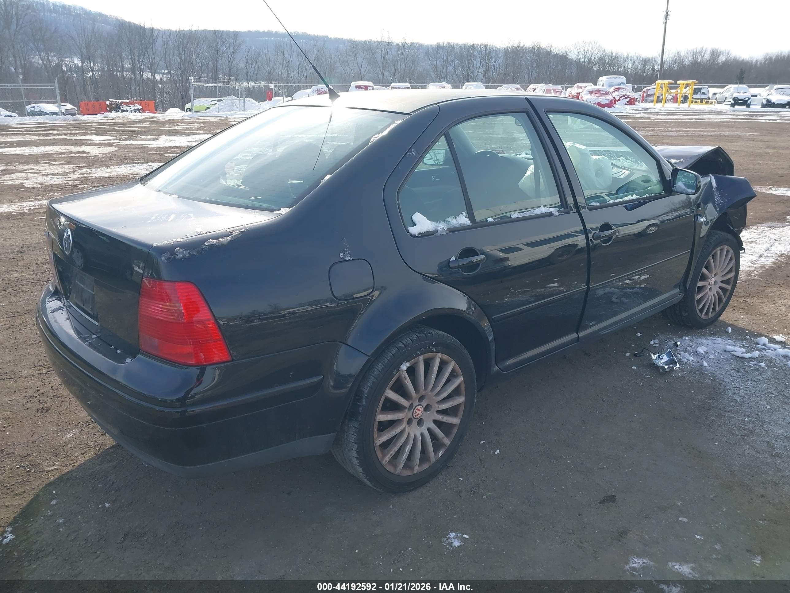 VOLKSWAGEN JETTA image 4