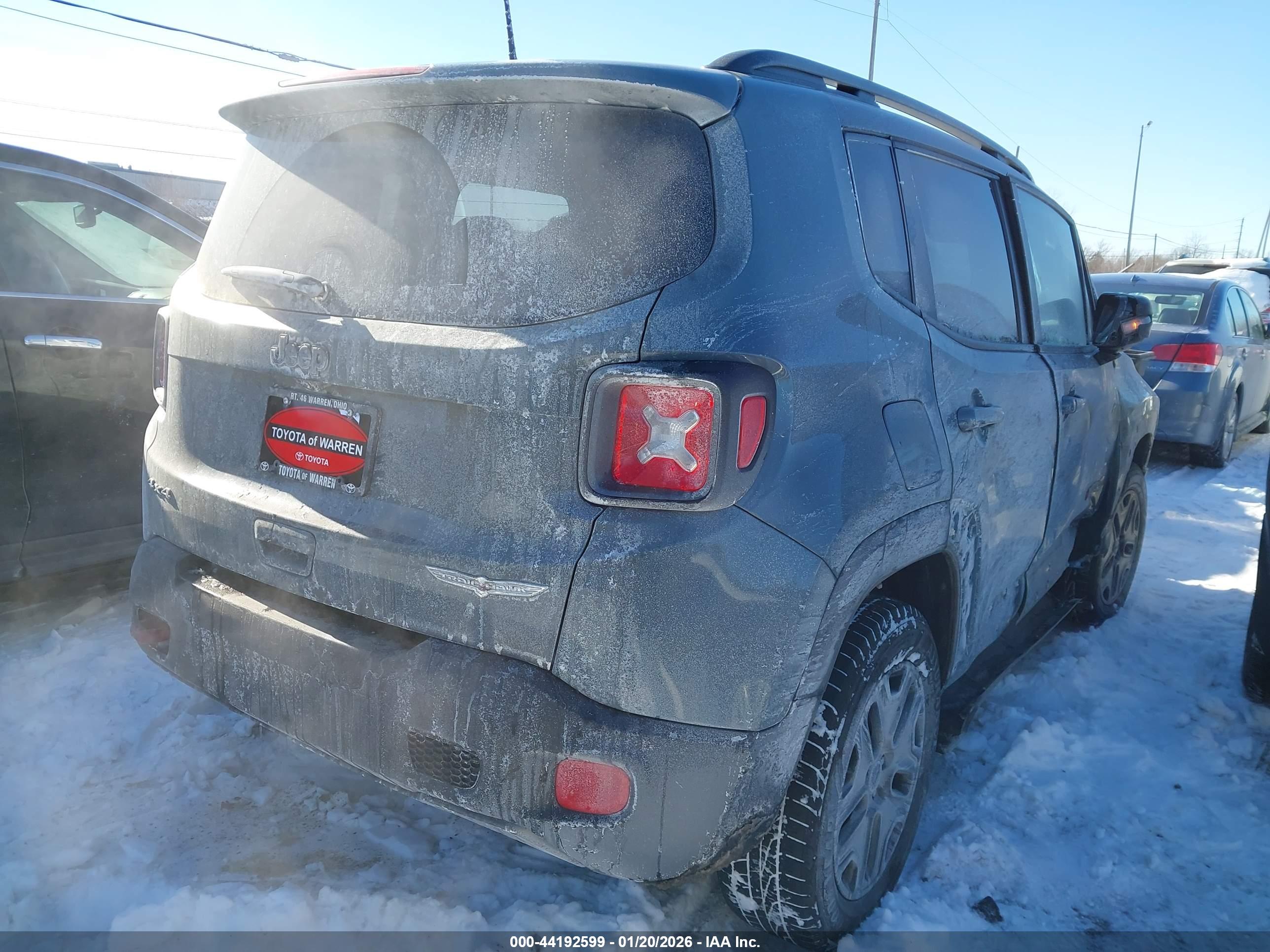 JEEP RENEGADE image 4