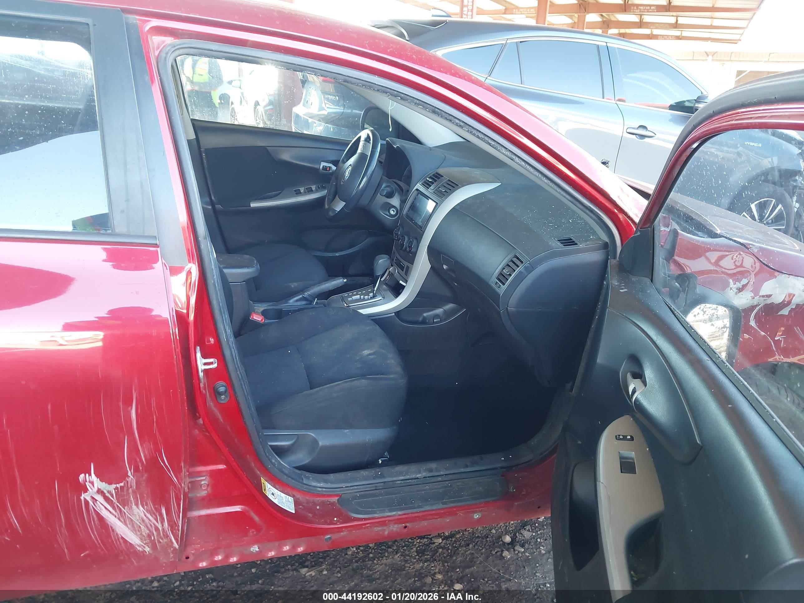 TOYOTA COROLLA image 5