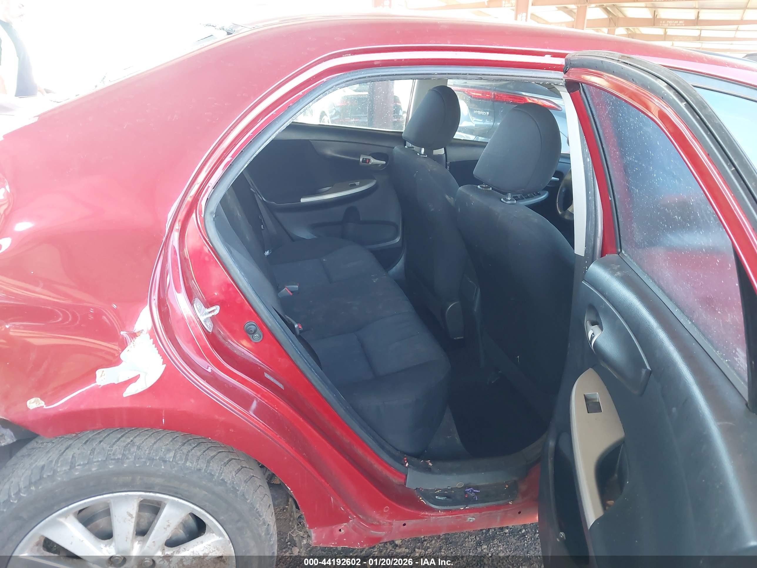 TOYOTA COROLLA image 8