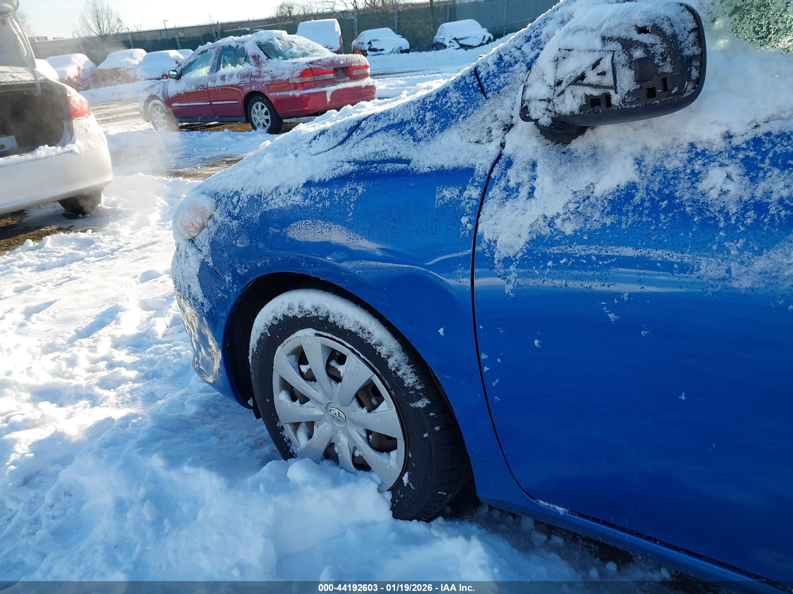 TOYOTA COROLLA image 6