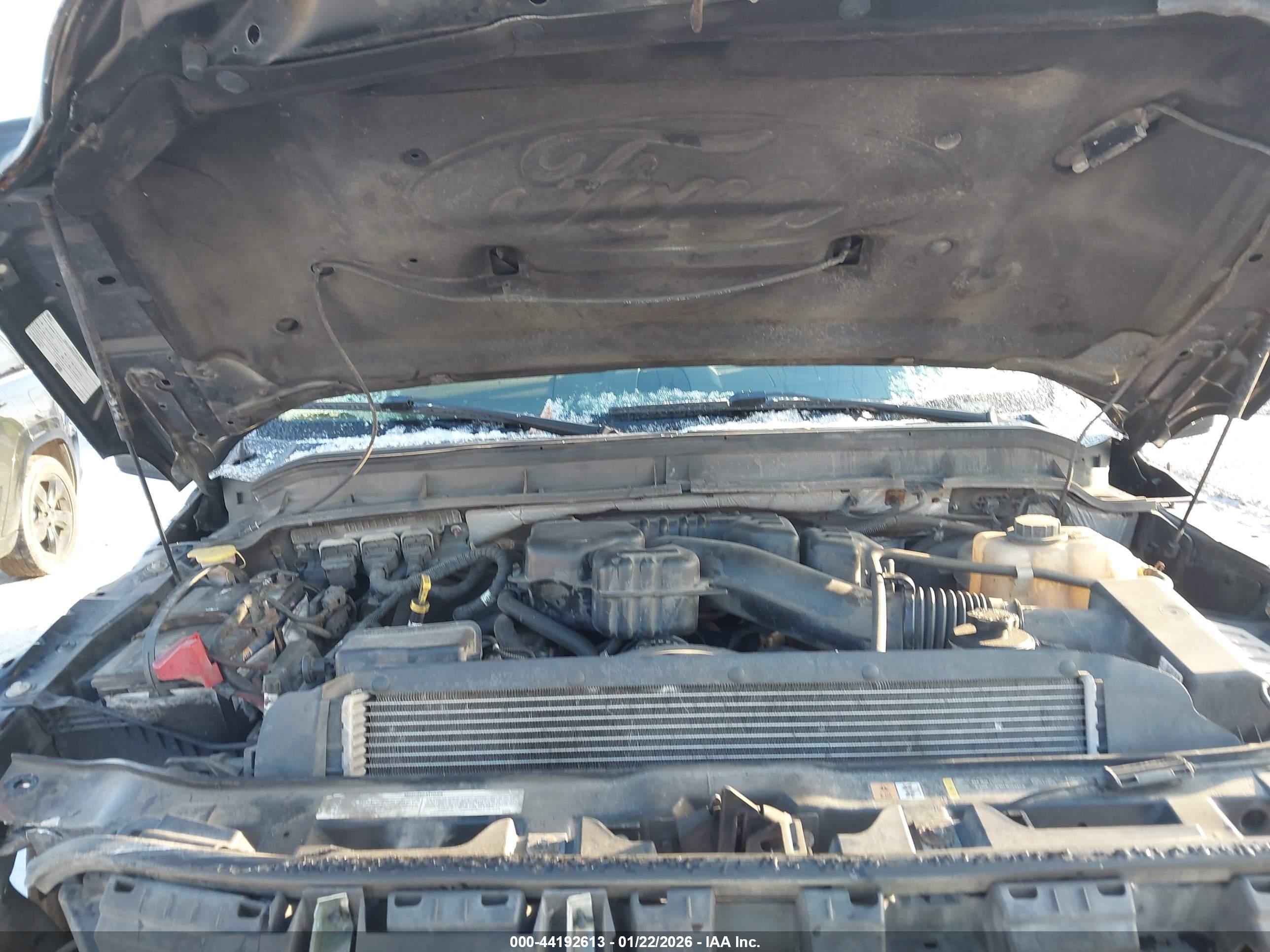 FORD F-250 image 10