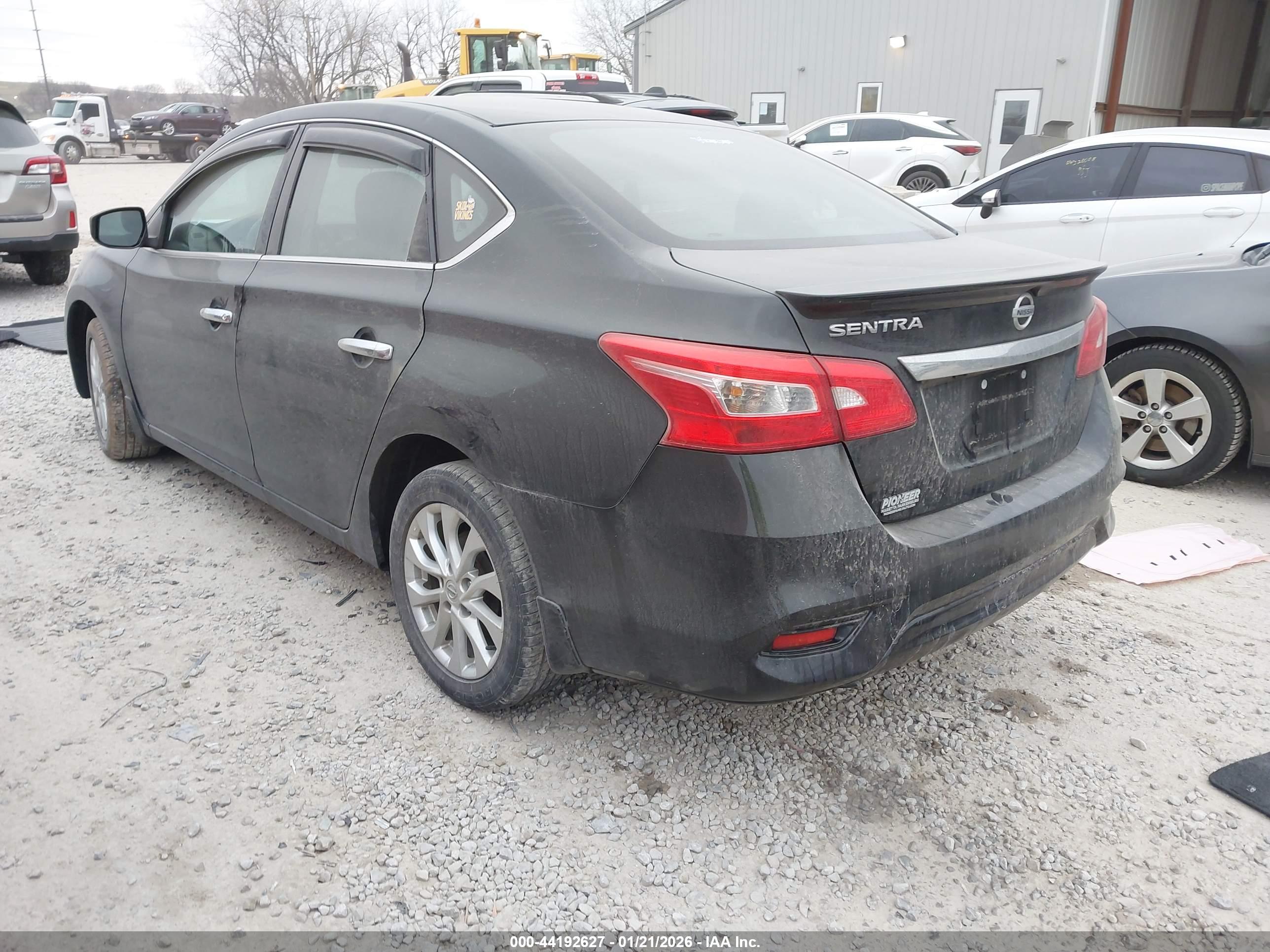 NISSAN SENTRA image 3