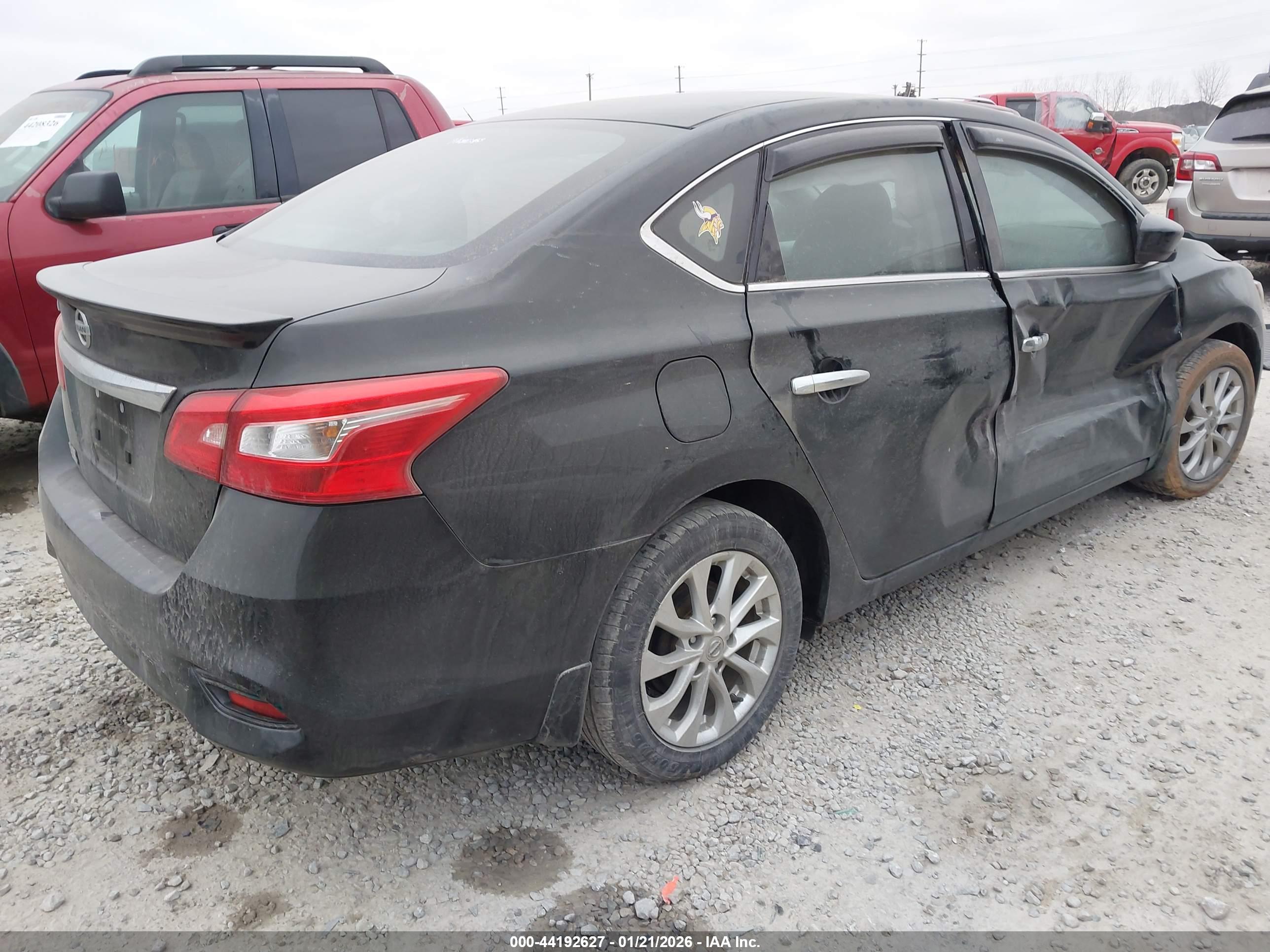 NISSAN SENTRA image 4