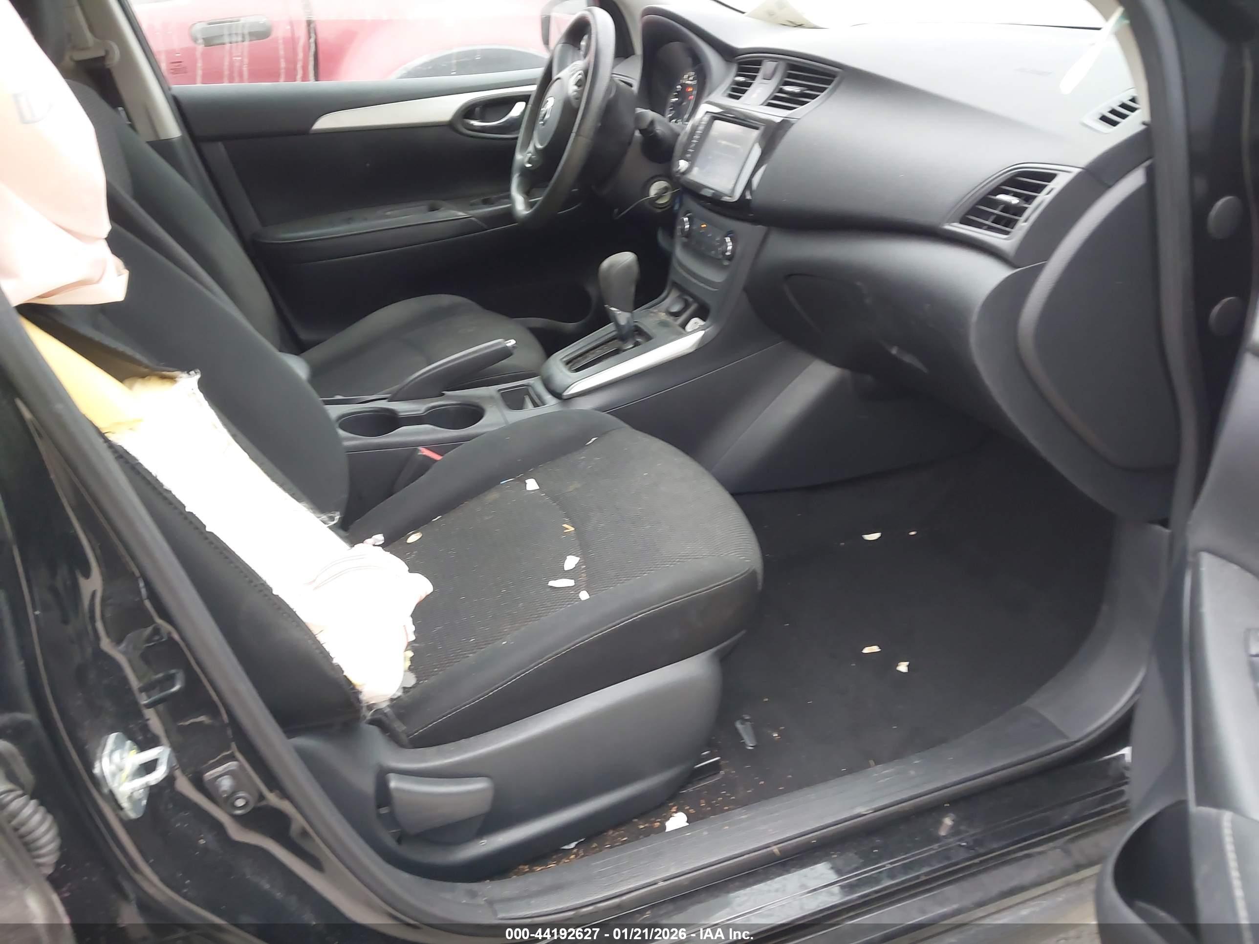 NISSAN SENTRA image 5