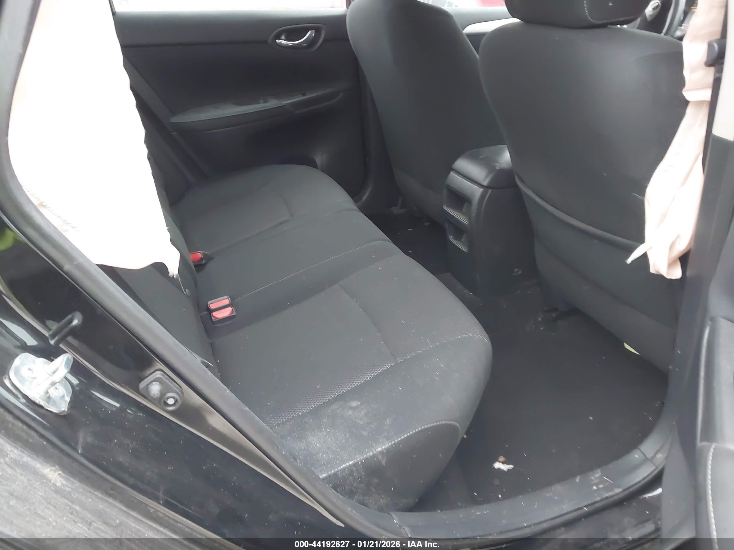 NISSAN SENTRA image 8