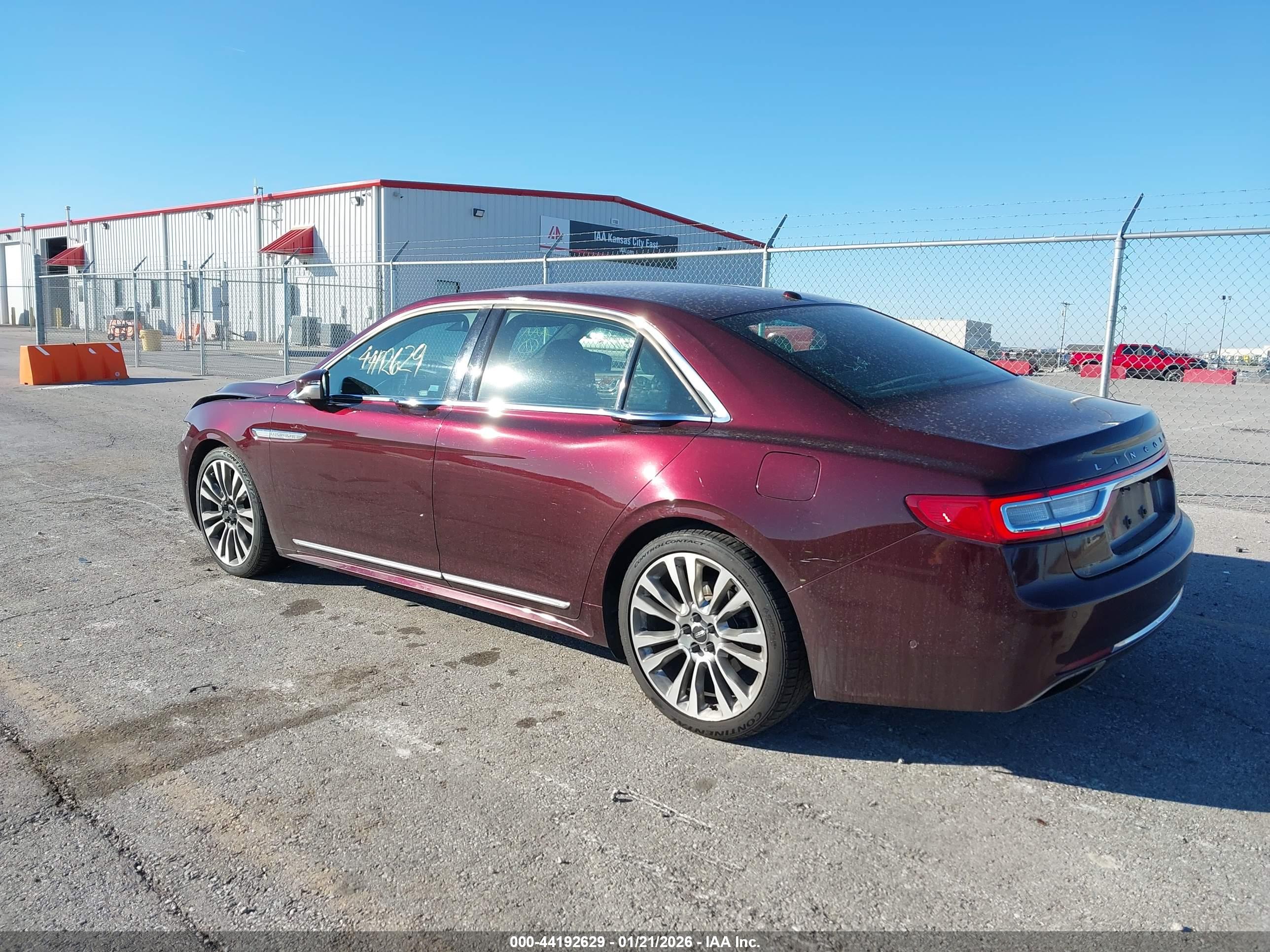 LINCOLN CONTINENTAL image 3